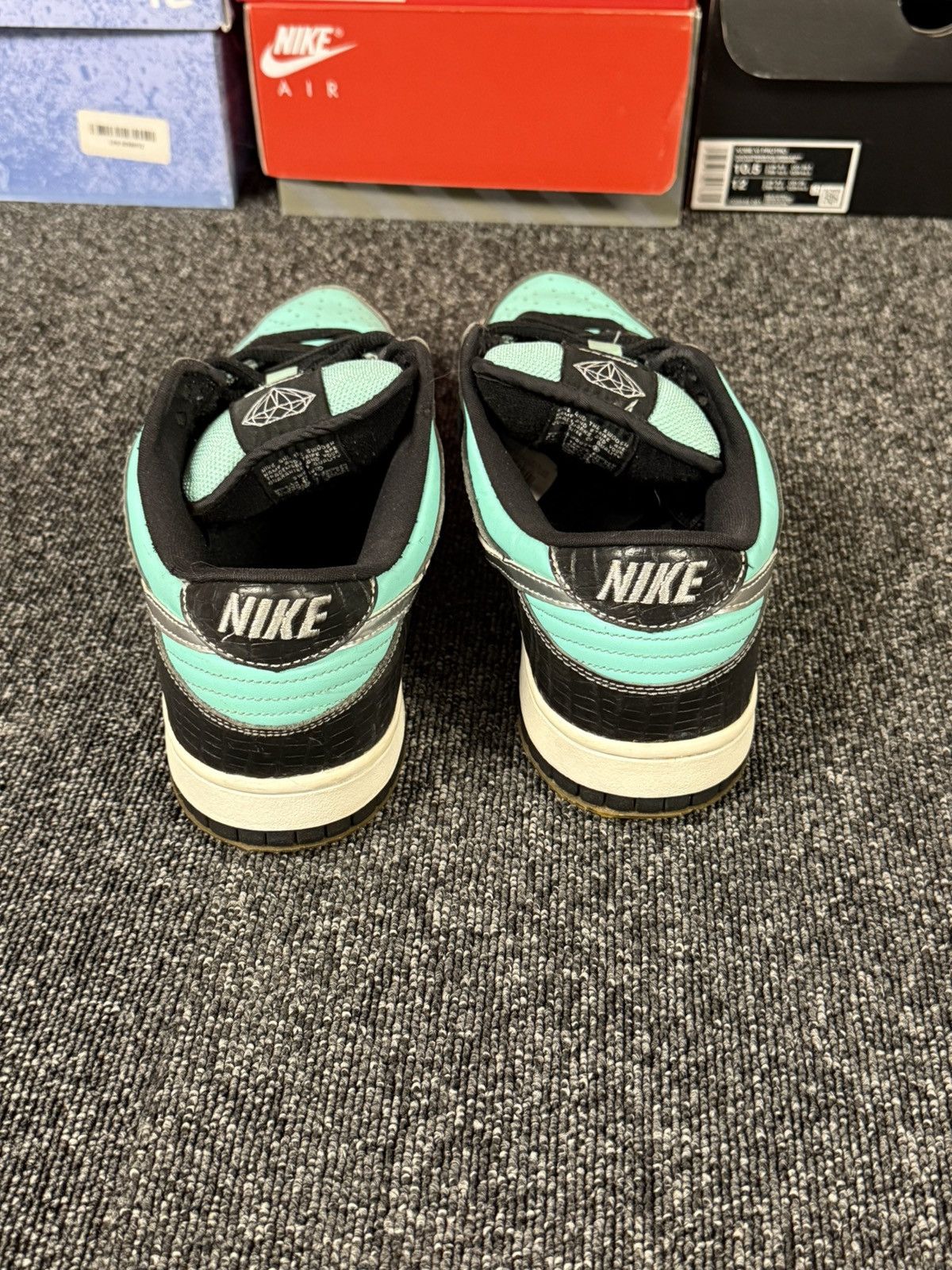 Diamond Supply Co. × Nike Nike SB Dunk low diamond supply size 10.5 Size US 10.5 / EU 43-44 - 4 Thumbnail
