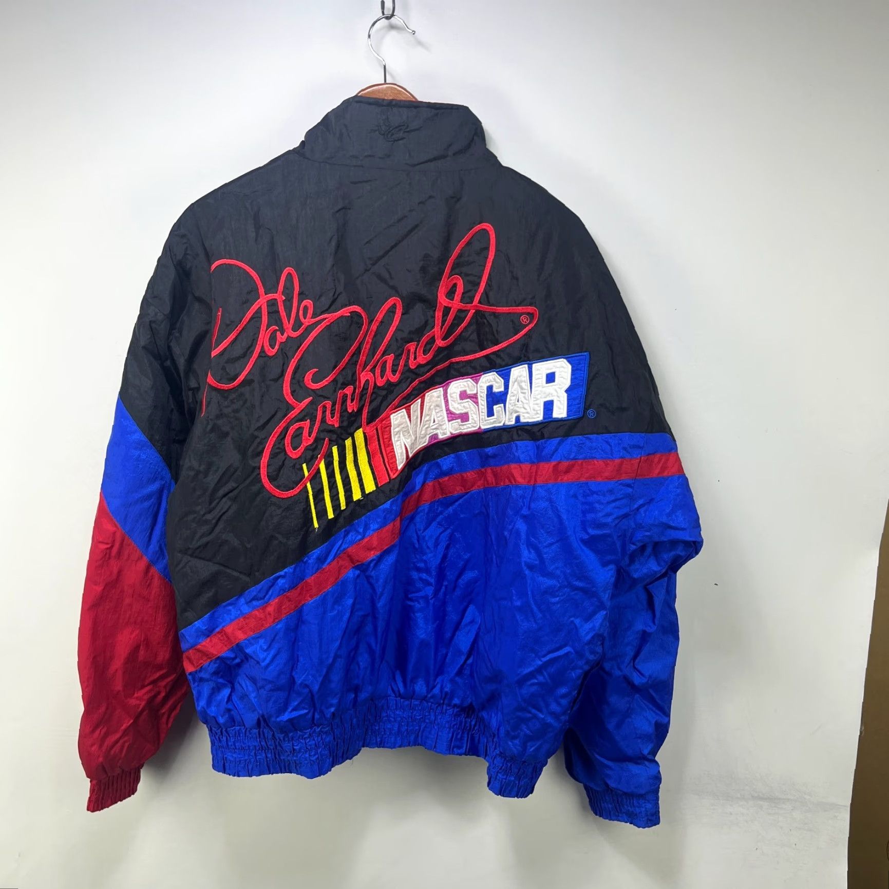NASCAR VINTAGE NASCAR Dale Earnhardt Jacket XL Men Windbreaker 90s Black Nylon Zip Embroidered Logo Size US XL / EU 56 / 4 - 2 Thumbnail