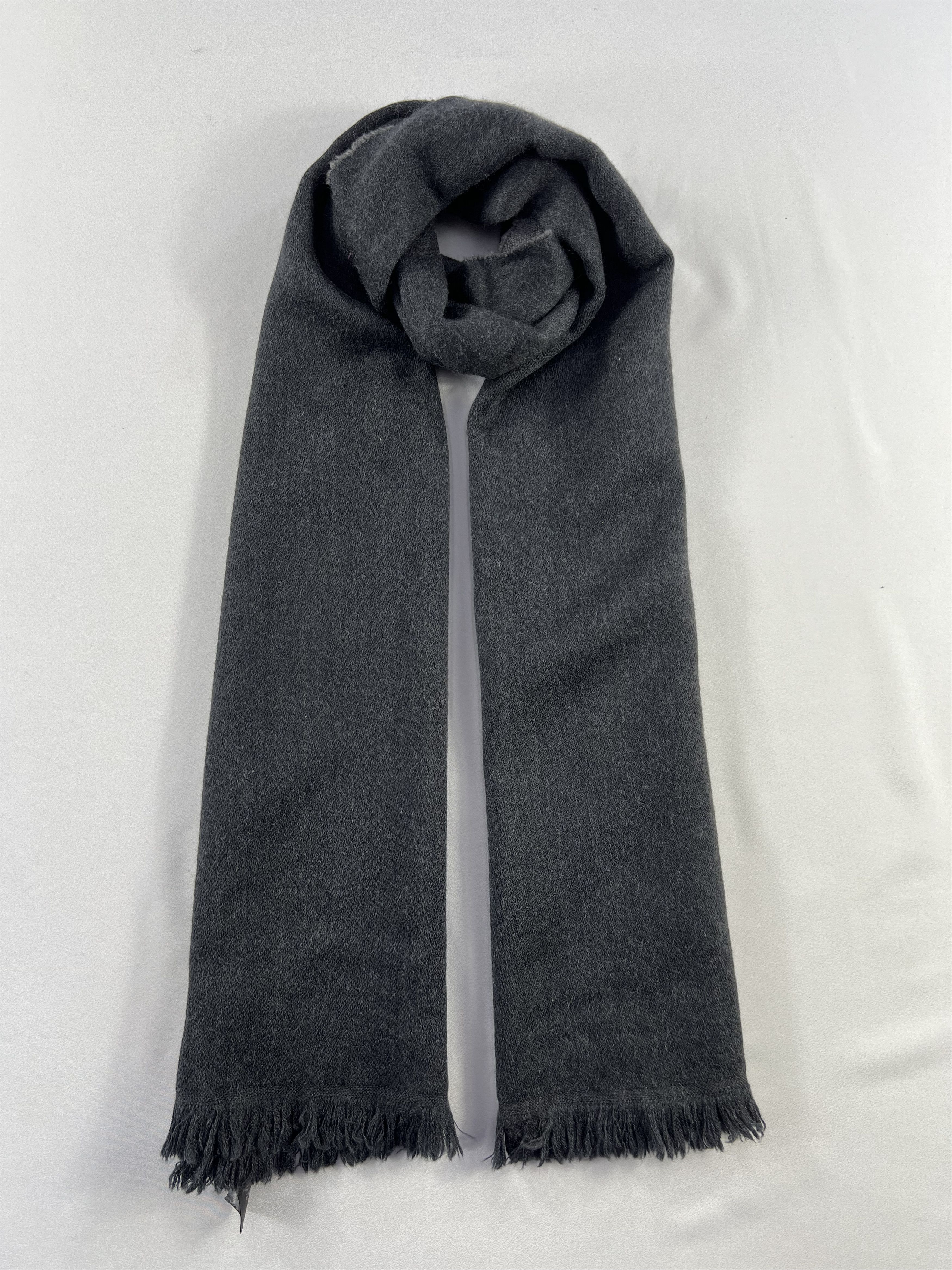Emporio Armani Emporio Armani Scarf / Muffler / Neckwear P 1077 Size ONE SIZE - 1 Thumbnail