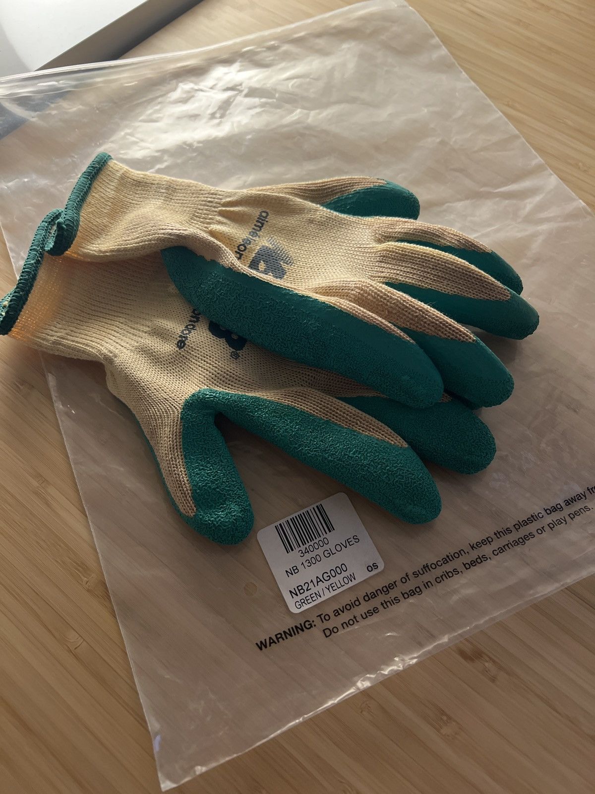Aime Leon Dore × New Balance Aime Leon Dore Gardening Gloves Size ONE SIZE - 4 Thumbnail