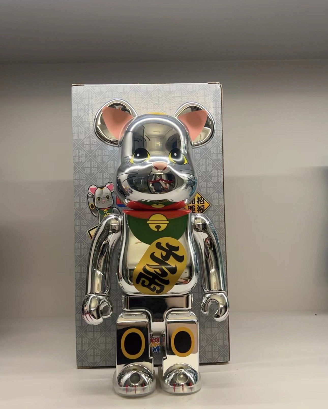 Japanese Brand × Medicom Toy Bearbrick Maneki Neko Silver Plated 400% Size ONE SIZE - 1 Thumbnail