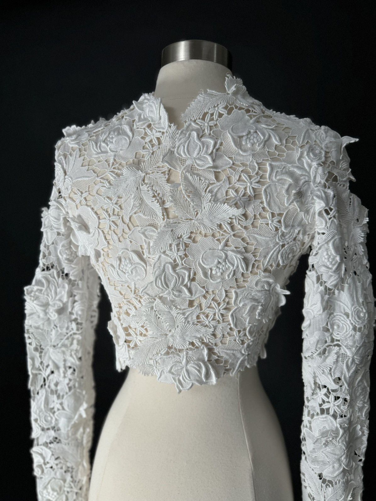 Other Preloved US 2 Guipure Lace Anna Augusta Bridal Cape Size XS / US 0-2 / IT 36-38 - 6 Thumbnail