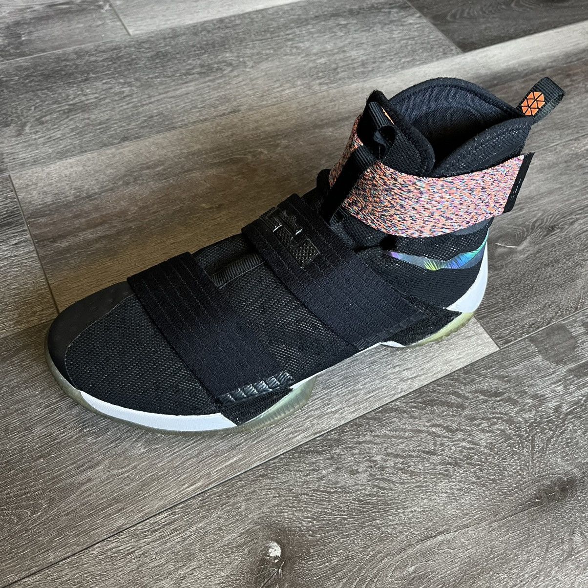 Nike Nike LeBron Soldier 10 Iridescent Zoom Basketball Shoes High Size US 12 / EU 45 - 11 Thumbnail