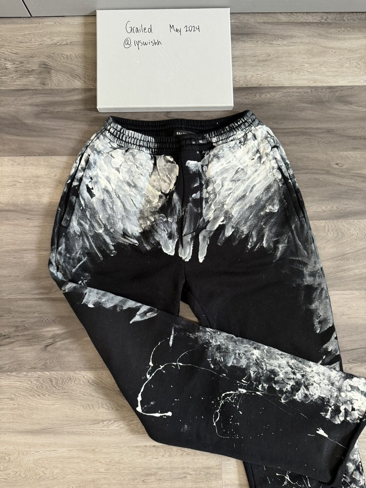 Balenciaga Balenciaga Black Painter Flare Sweatpant Size US 30 / EU 46 - 2 Thumbnail