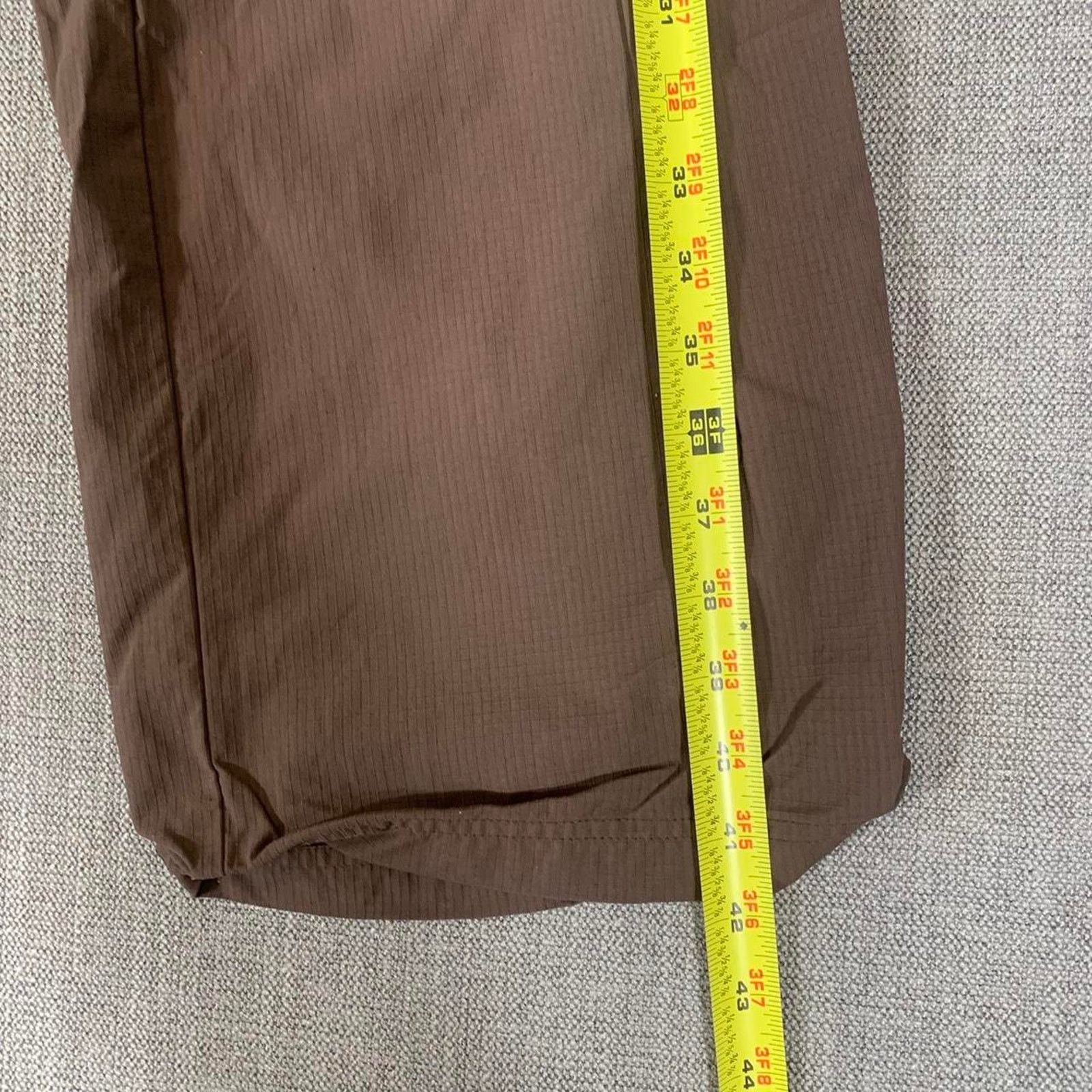 Under Armour Under Armour brown cargo hiking pants Size US 34 / EU 50 - 8 Thumbnail
