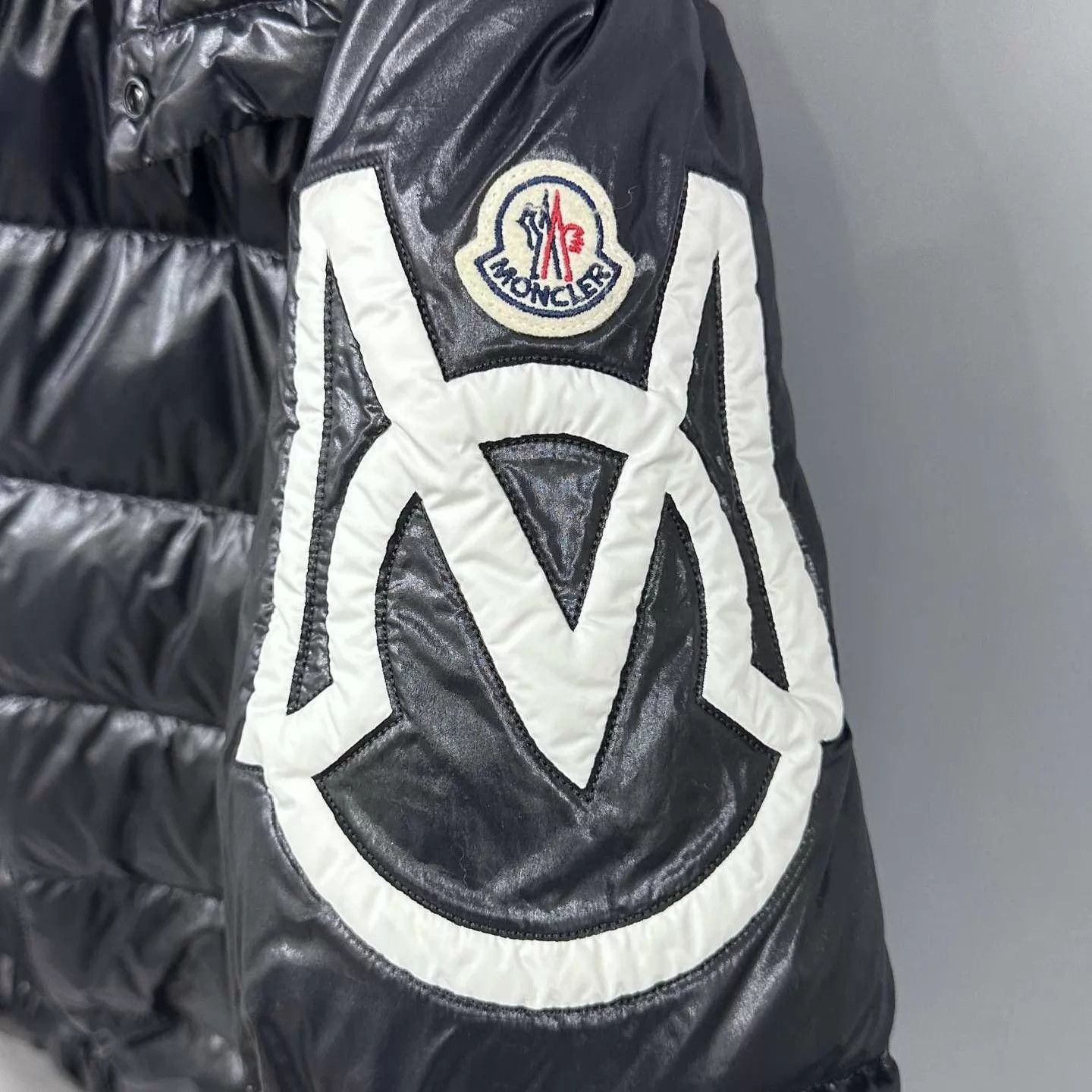 Moncler Moncler Black Sleeve Patch Down Jacket Size 3 Size M / US 6-8 / IT 42-44 - 3 Thumbnail