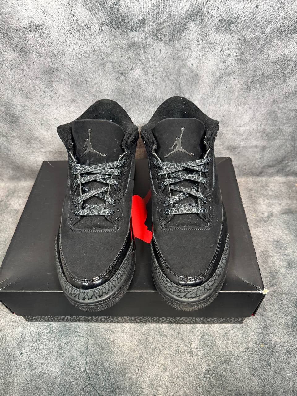 Jordan Brand Size 11.5 | Jordan 3 Black Cat With Box | Pre-Owned Size US 11.5 / EU 44-45 - 2 Thumbnail