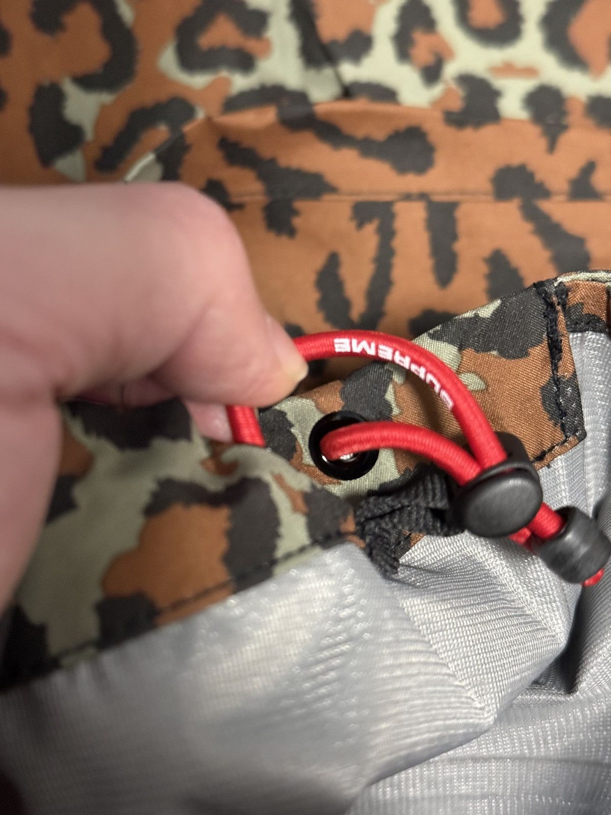 Supreme Supreme yellow leopard gore tex taped seam pant Size US 32 / EU 48 - 4 Thumbnail