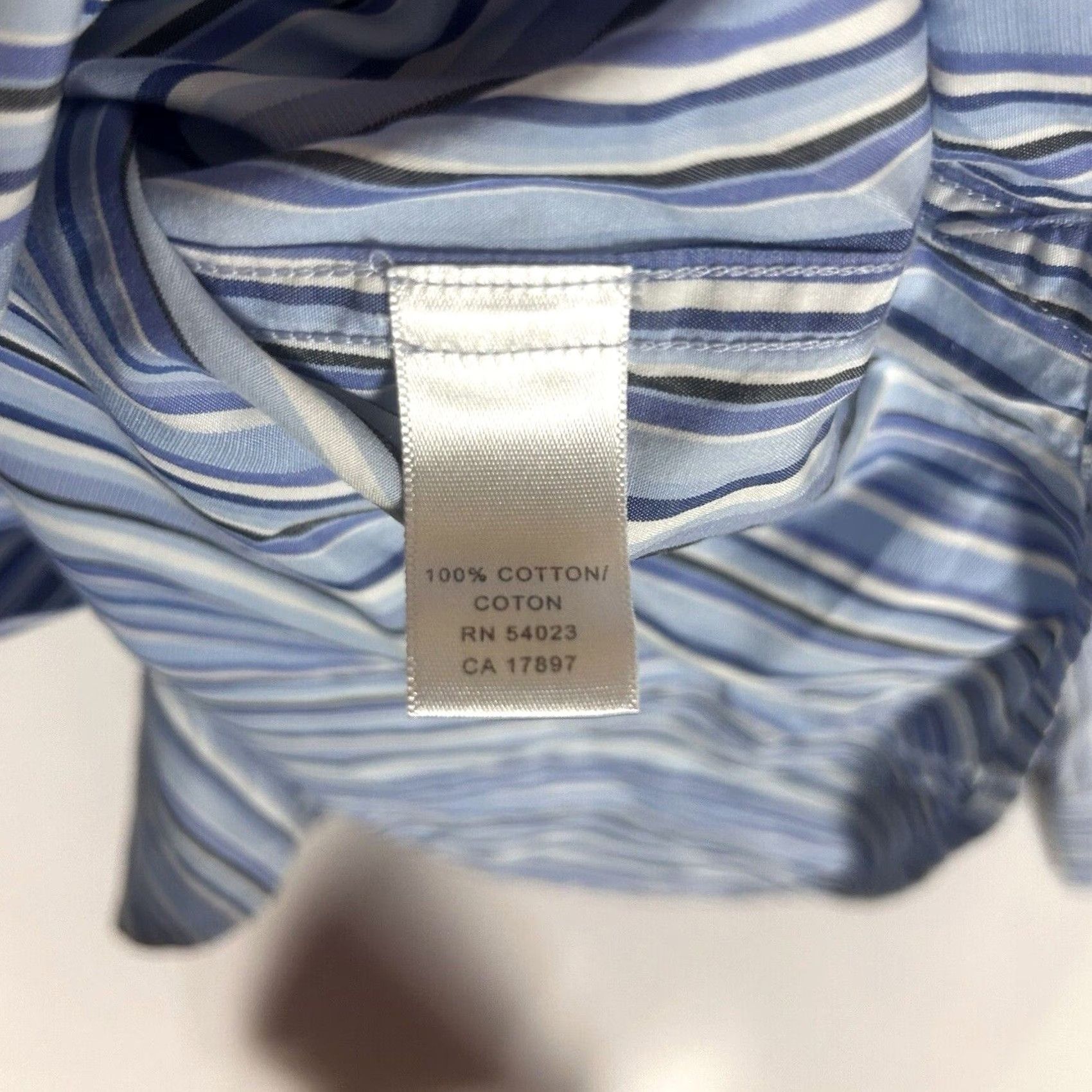 Banana Republic Banana Republic Dress Shirt Men's Medium 15-15.5 Blue Striped Long Sleeve Button Size 40R - 4 Thumbnail