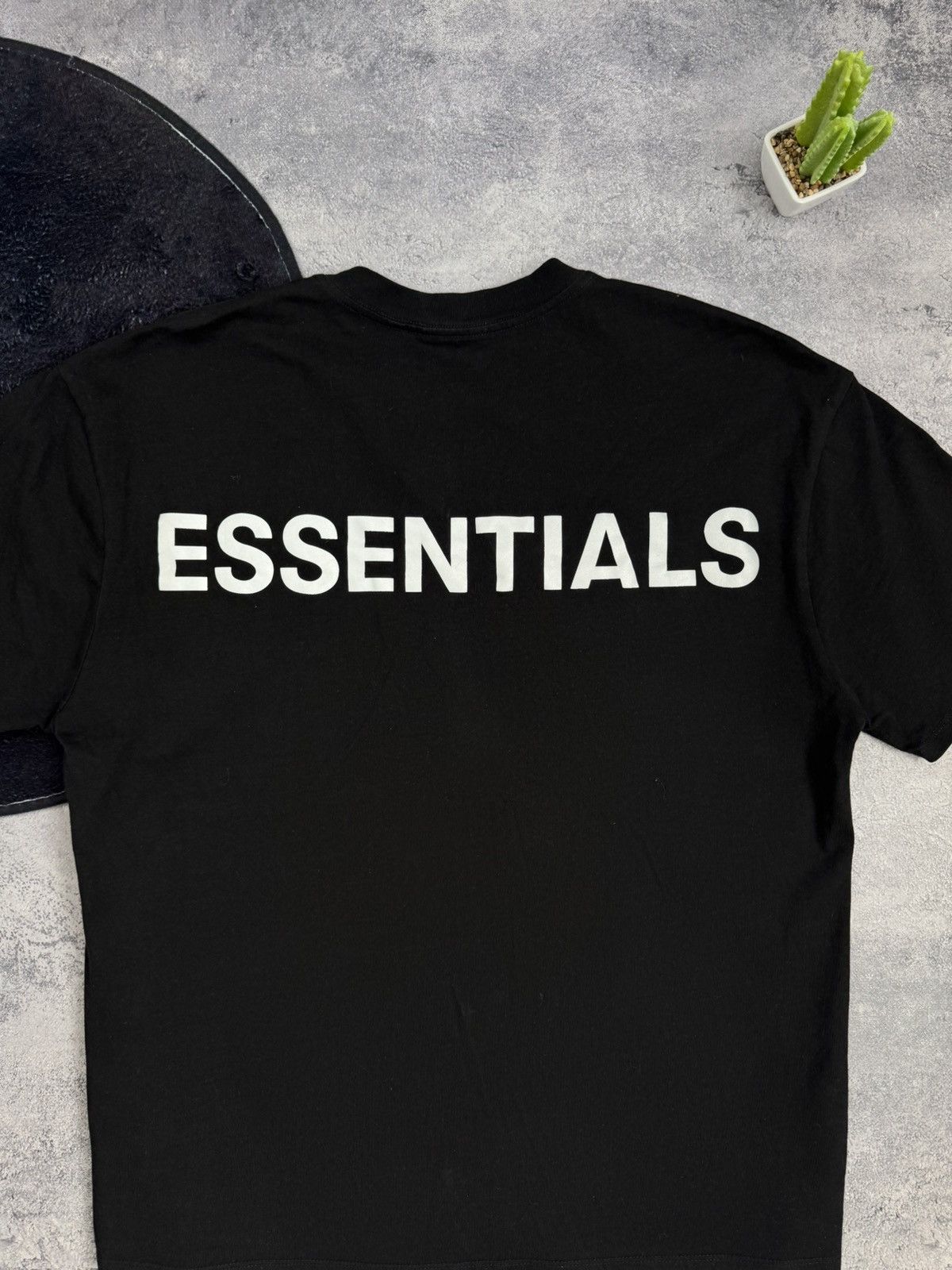 Essentials Fear of God Essentials Big Logo Reflective Oversized T shirt Size US L / EU 52-54 / 3 - 10 Thumbnail