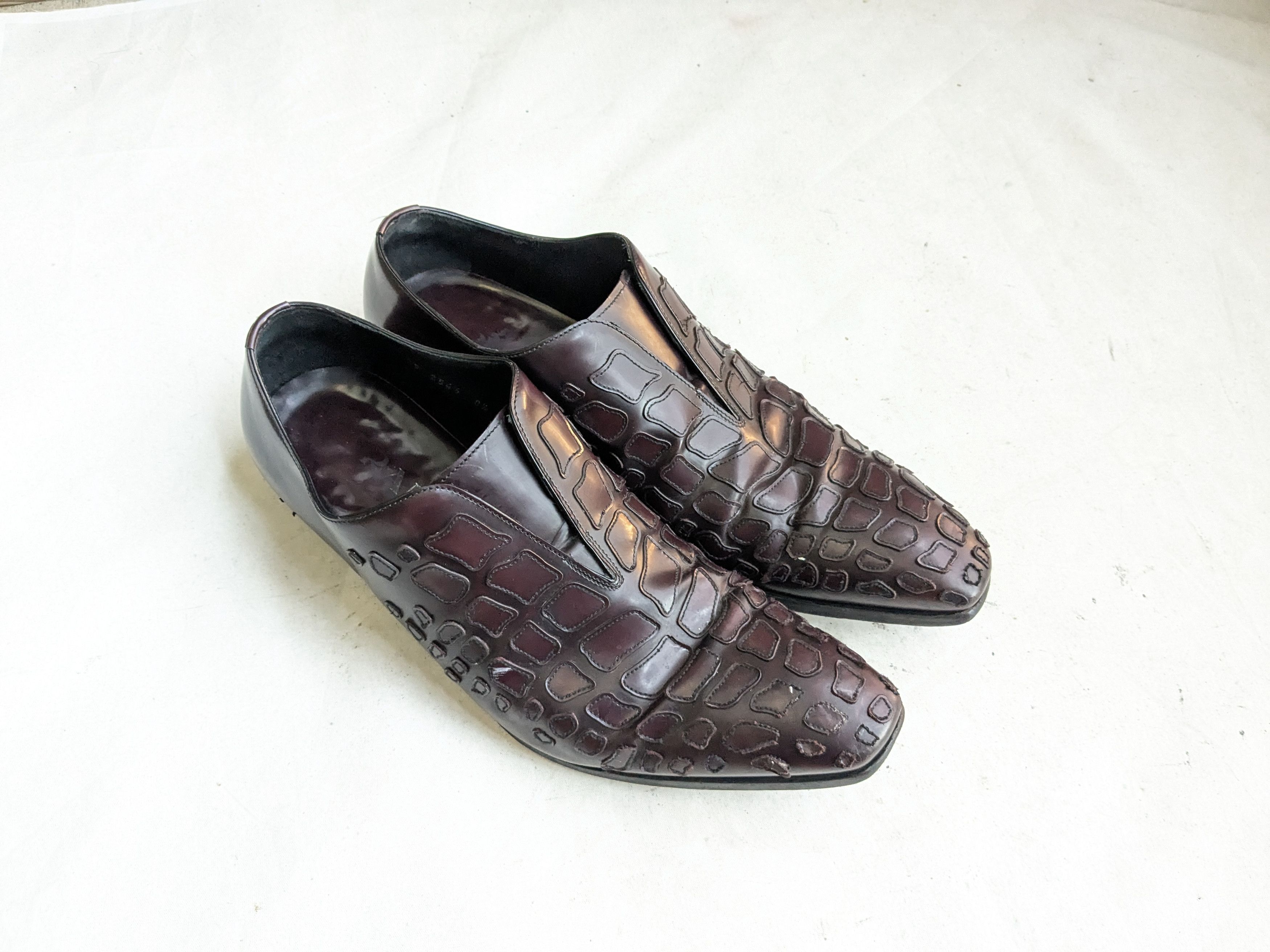 Prada Prada Oxfords Burgundy 9.5 Croc Pattern Leather Size US 9.5 / EU 42-43 - 1 Thumbnail