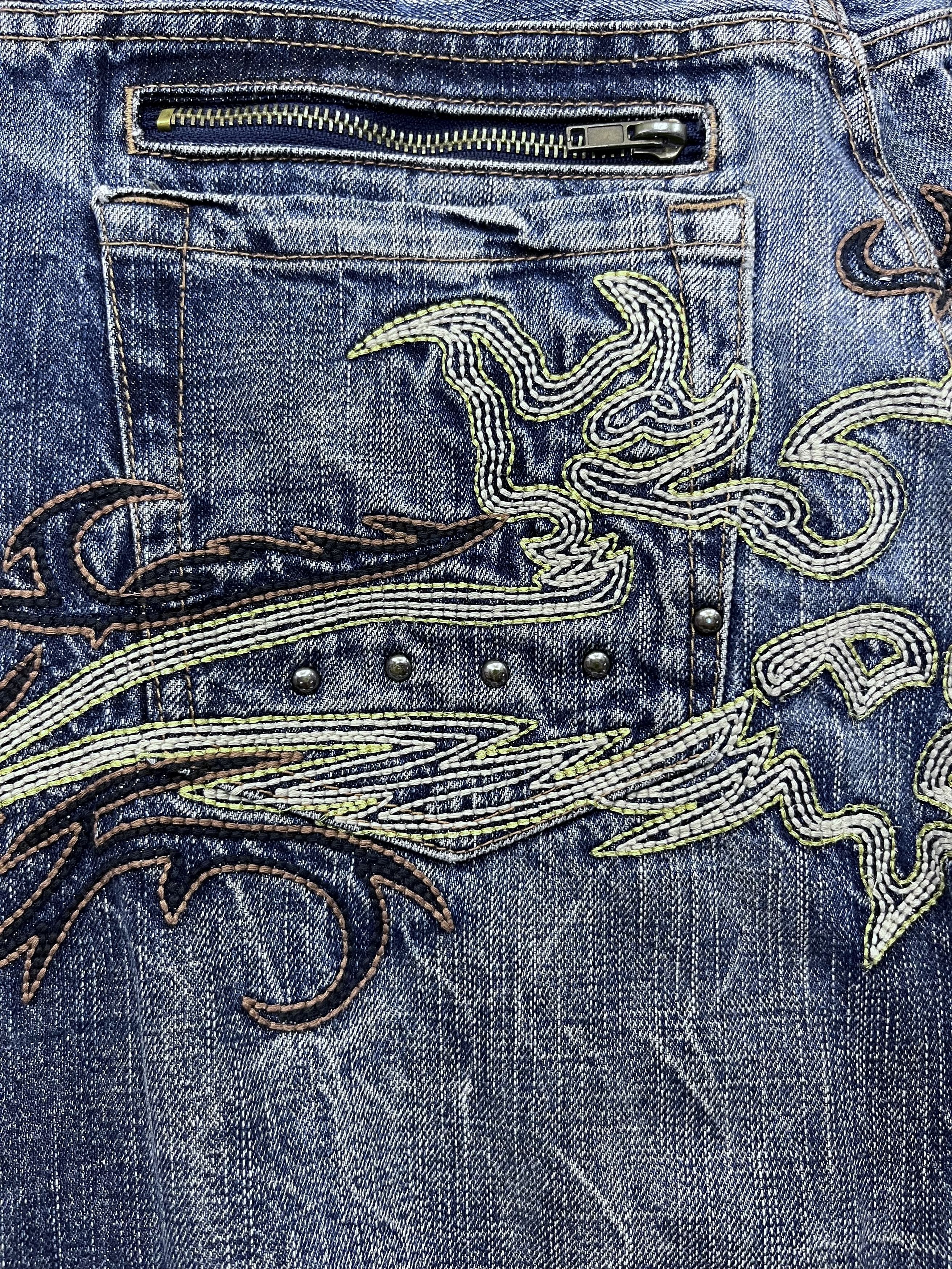 Tribal Streetwear Vintage Punk Tribal Embroidery Tattoo Studded Clawmark Flare Size US 31 - 8 Thumbnail