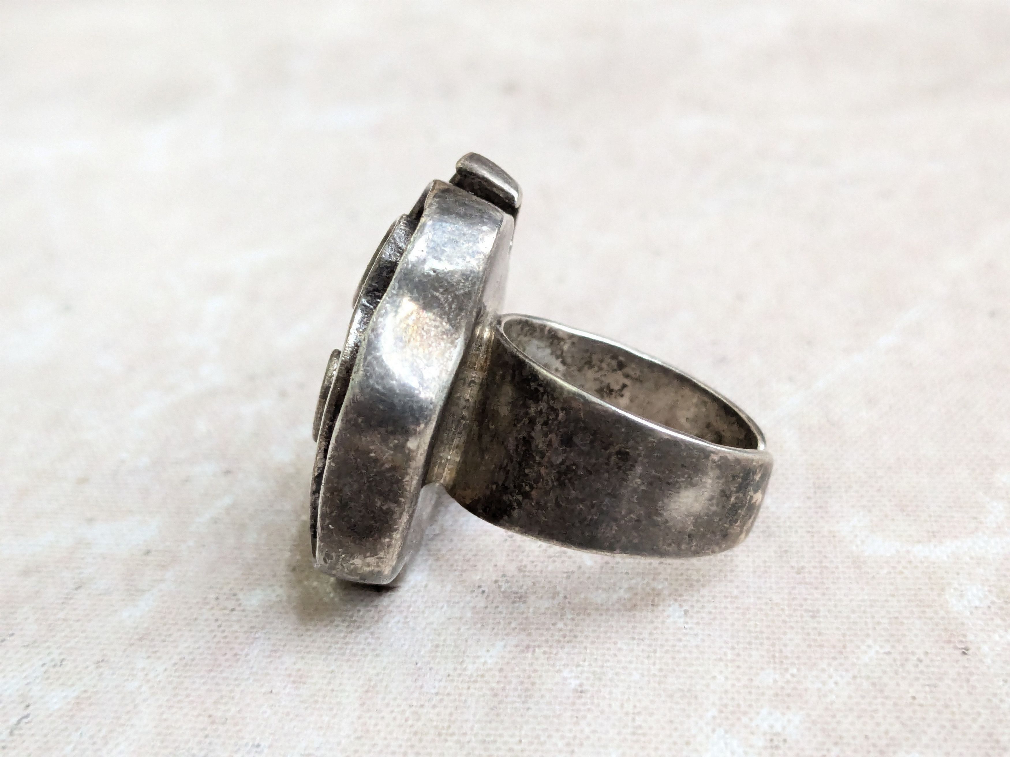 Sterling Silver Vintage Sterling Silver Ring Ilaria Floral Flower Cocktail Size ONE SIZE - 4 Thumbnail