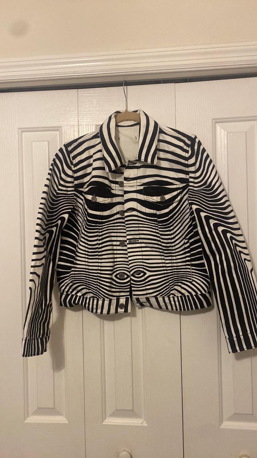 Jean Paul Gaultier BODY MORPHING PRINTED DENIM JACKET BLACK AND WHITE Size S / US 4 / IT 40 - 3 Thumbnail