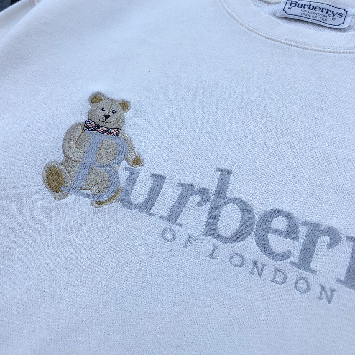 Burberry Vintage Burberrys Embroidery Spellout Sweatshirts Size US M / EU 48-50 / 2 - 3 Thumbnail