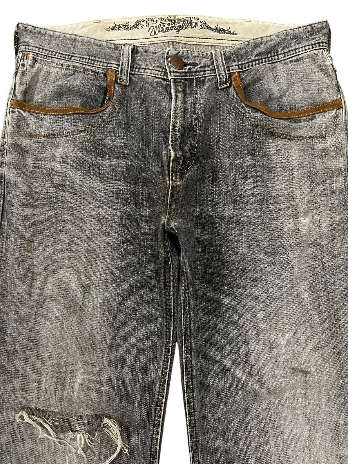 Wrangler Vintage 90s Wrangler Faded Wash Distressed Wide Leg Jeans Size US 34 / EU 50 - 3 Thumbnail