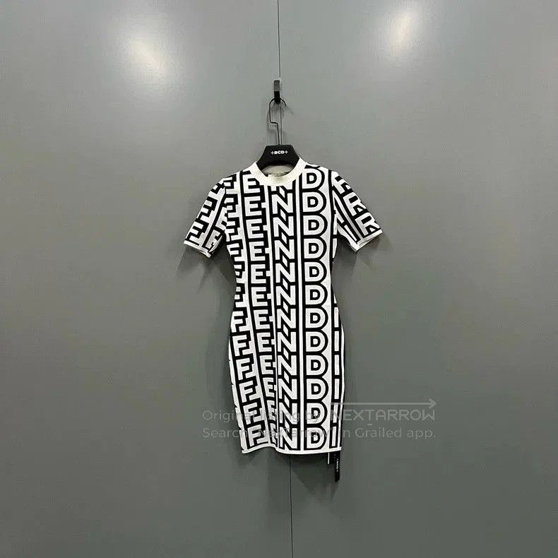 Fendi FENDI Roma Capsule Logo Print Dress . Size S / US 4 / IT 40 - 1 Thumbnail