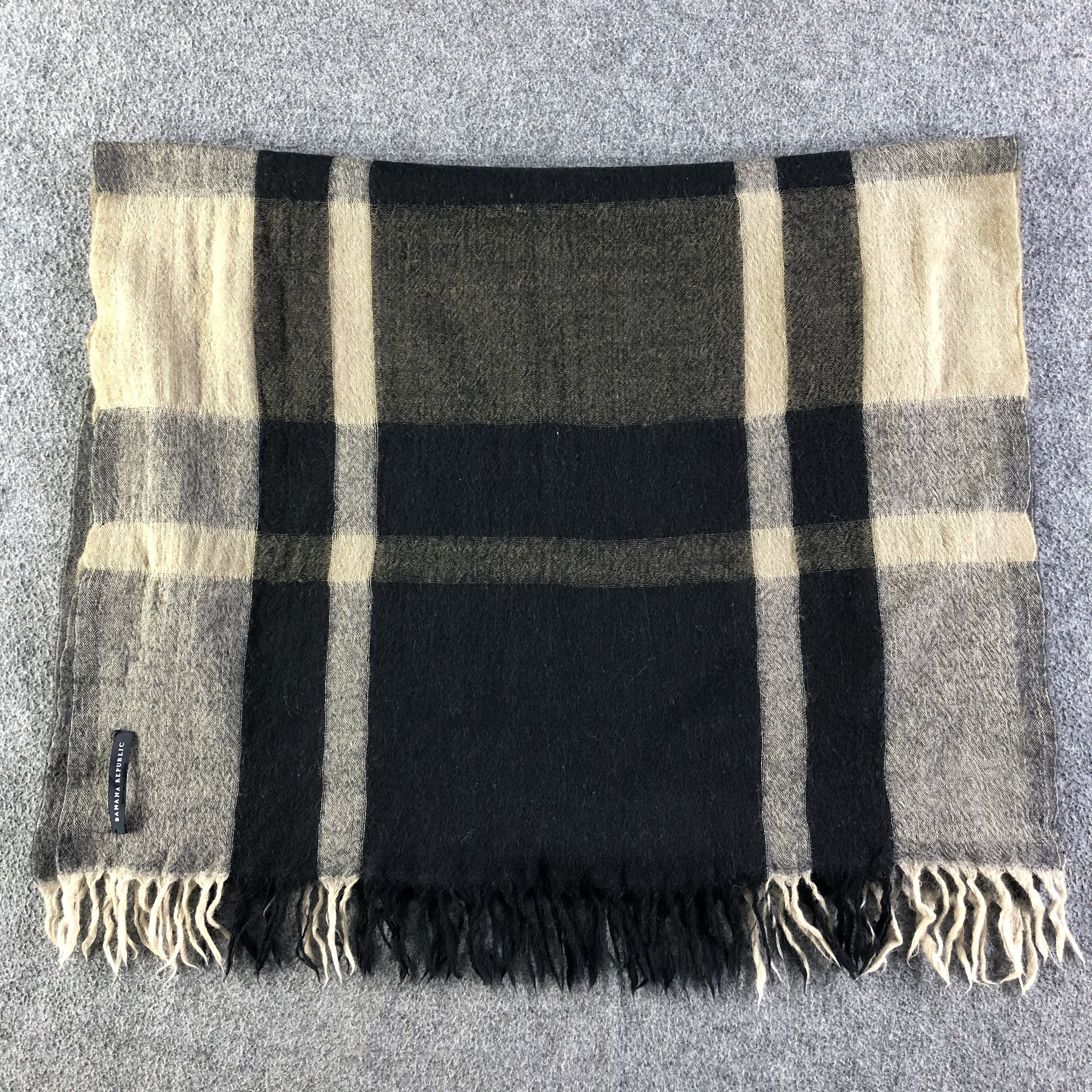 Banana Republic Banana Republic Scarf / Muffler / Neckwear P632 Size ONE SIZE - 2 Thumbnail