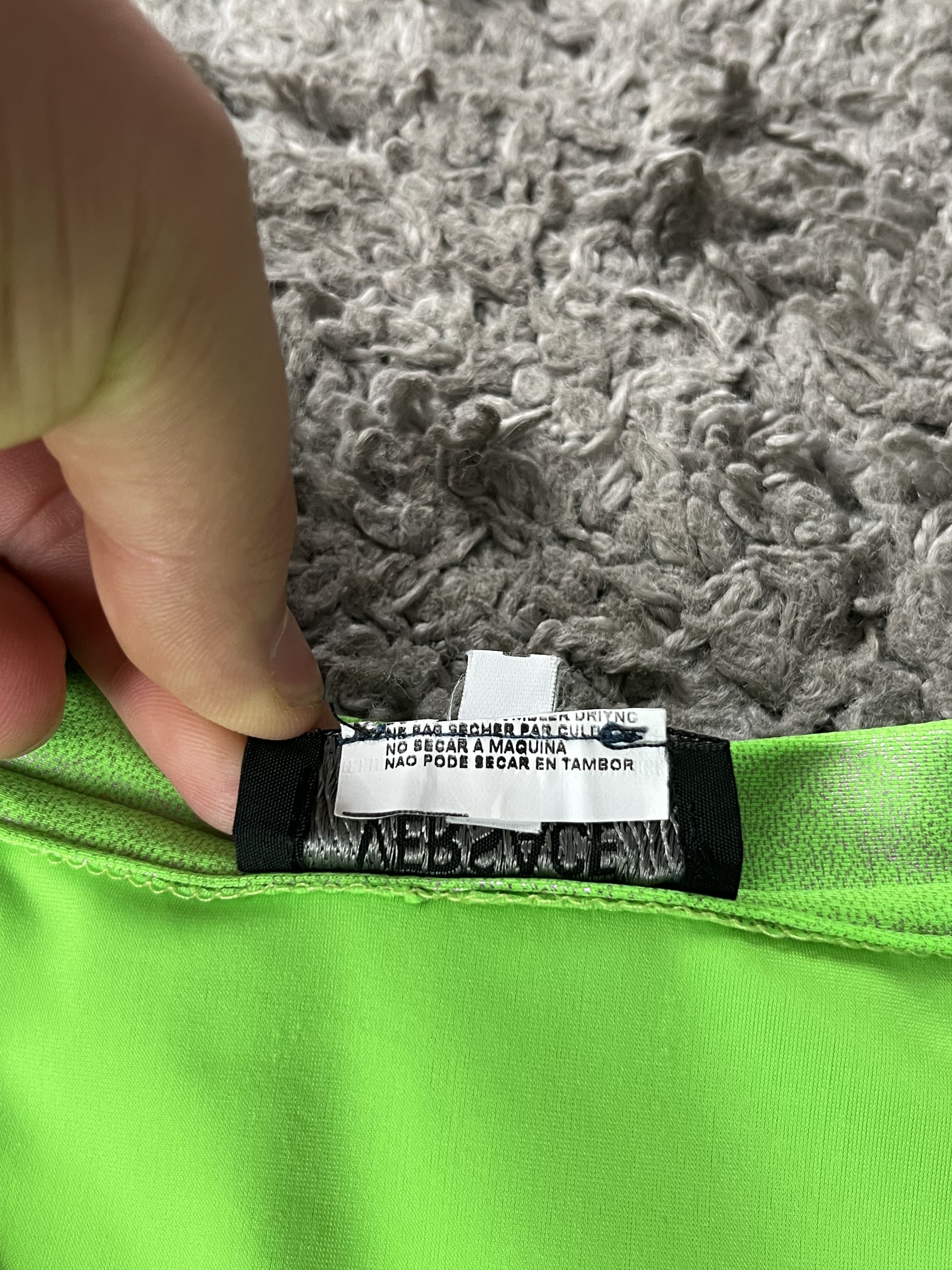 Versace Vintage 90's Tee Versace Elastic Size US L / EU 52-54 / 3 - 7 Thumbnail