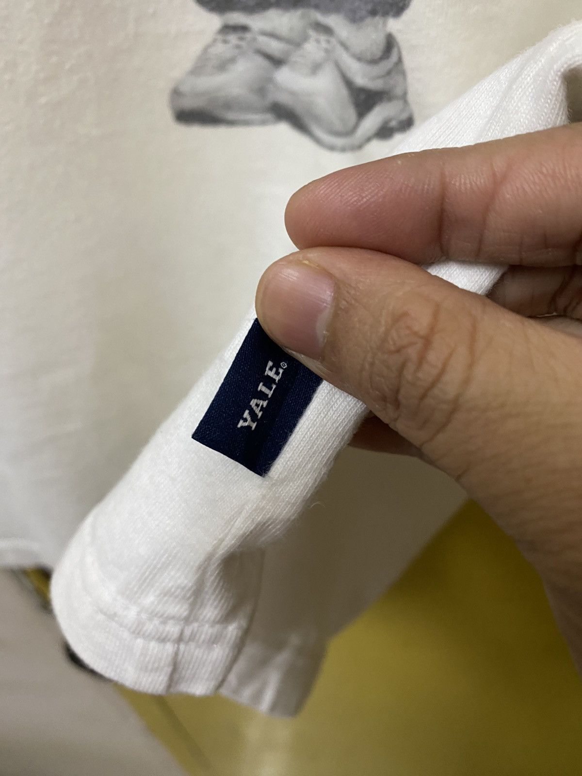 The Unbranded Brand Yale University Tshirt Short Sleeve Size US S / EU 44-46 / 1 - 7 Thumbnail