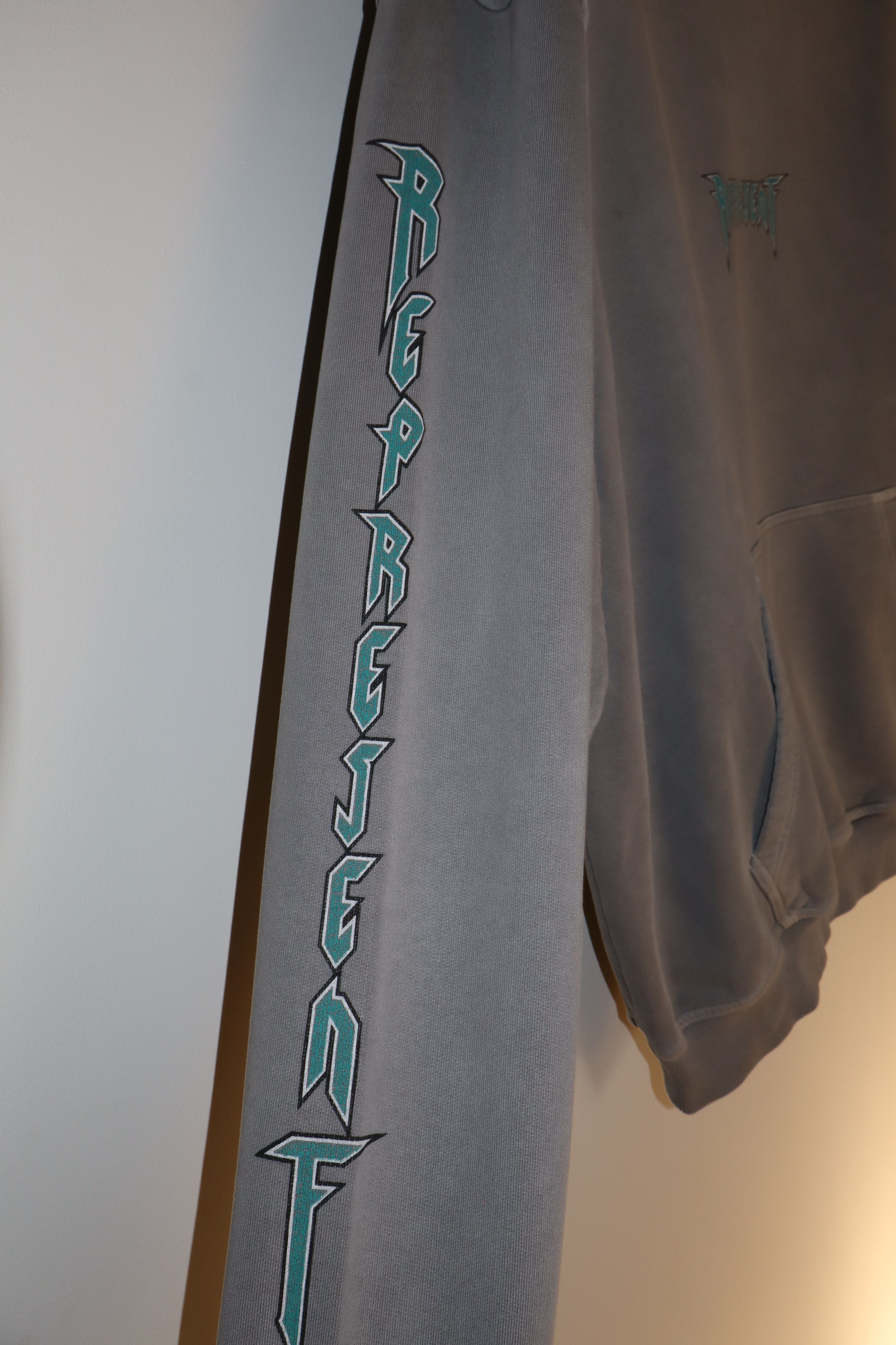 Represent Clo. Rock logo hoodie Size US L / EU 52-54 / 3 - 3 Thumbnail