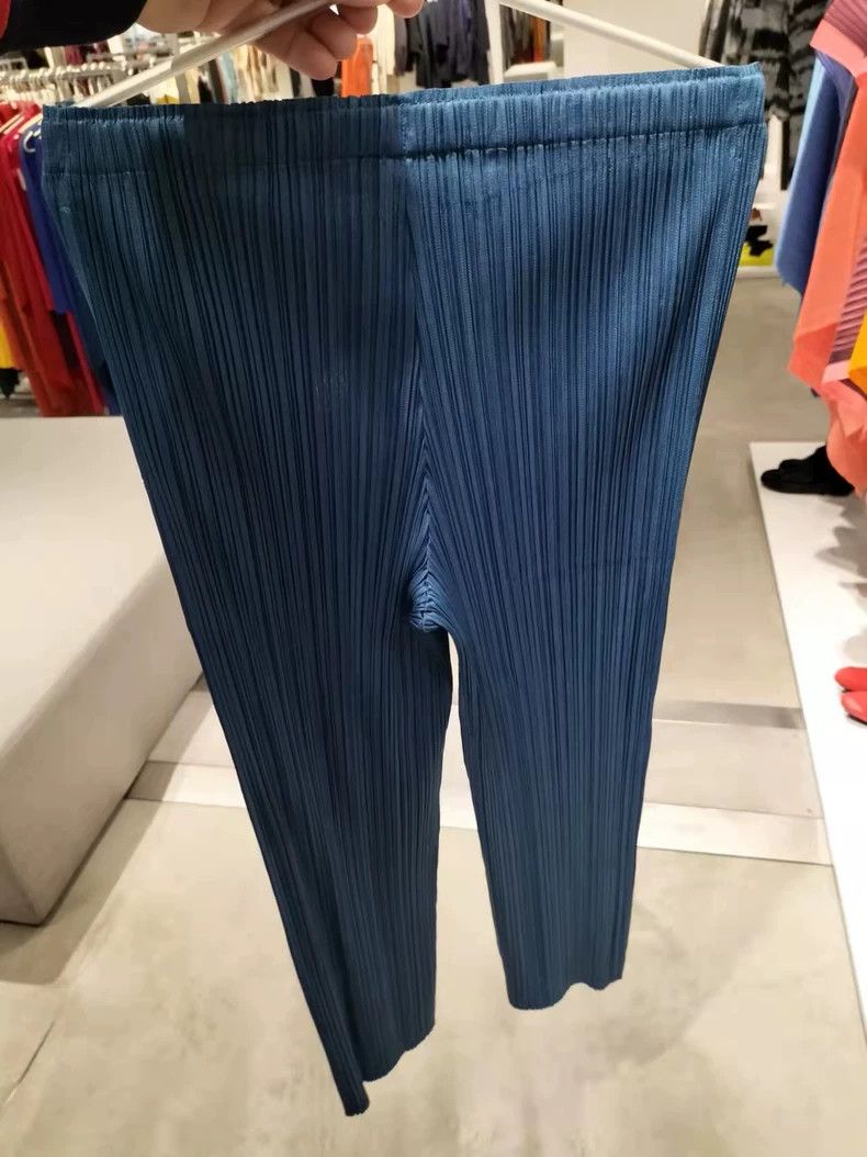 Issey Miyake issey miyake size:2 Peacock blue pleated pants Size 42" / US 20 - 1 Thumbnail