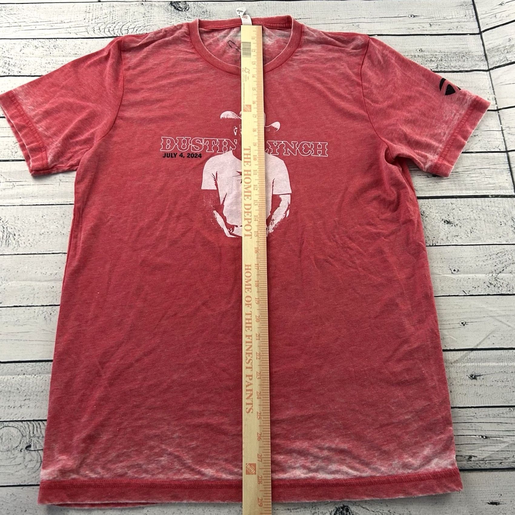 Vintage Dustin Lynch Castle Pines Golf Summer Jam Short Sleeve Burnout T Shirt Mens M Red Shirt 90s Shirts? Size US M / EU 48-50 / 2 - 5 Thumbnail