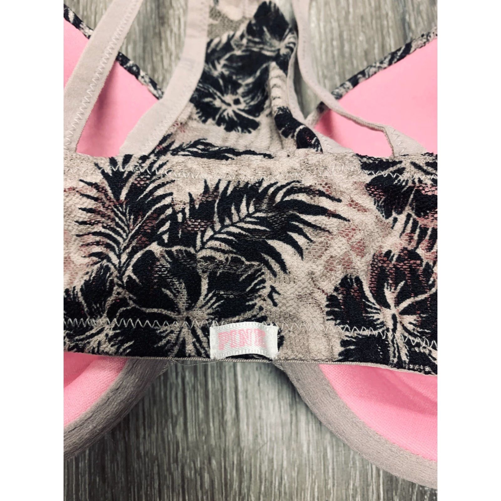 Victoria's Secret Victoria's Secret PINK Women Bra 32DD Violet Hawaiian Lightly Lined Front Closure T-Shirt Bra Womens Size ONE SIZE - 4 Thumbnail