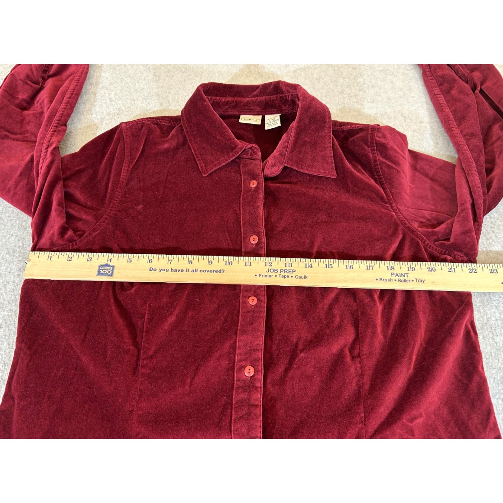 Vintage VINTAGE LL Bean Shirt Womens Large Red Velvet Button Long Sleeve Soft Casual Size L / US 10 / IT 46 - 2 Thumbnail