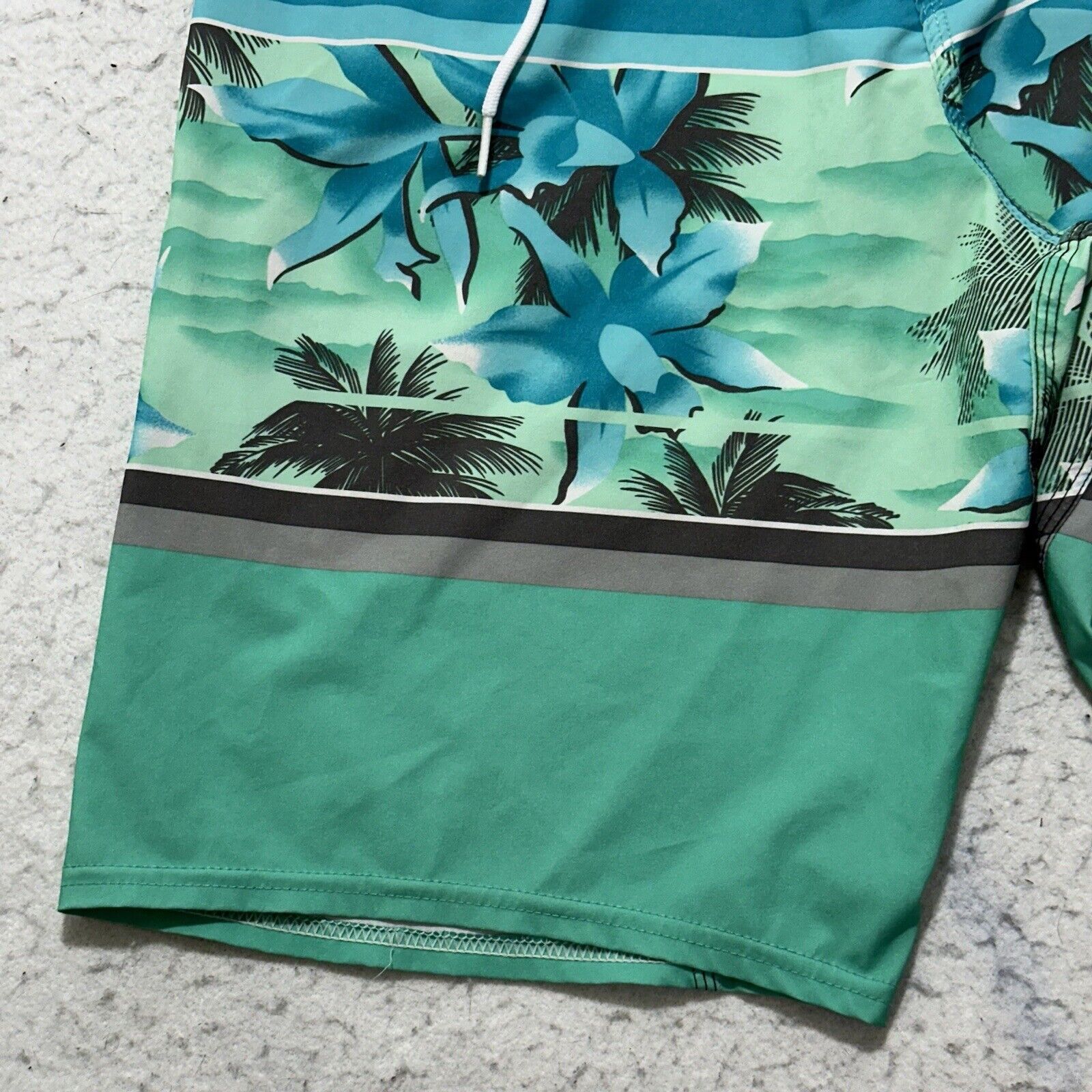 Billabong Billabong Platinum 28 Mint Green Palm Tree Swim Trunks Size US 28 / EU 44 - 5 Thumbnail