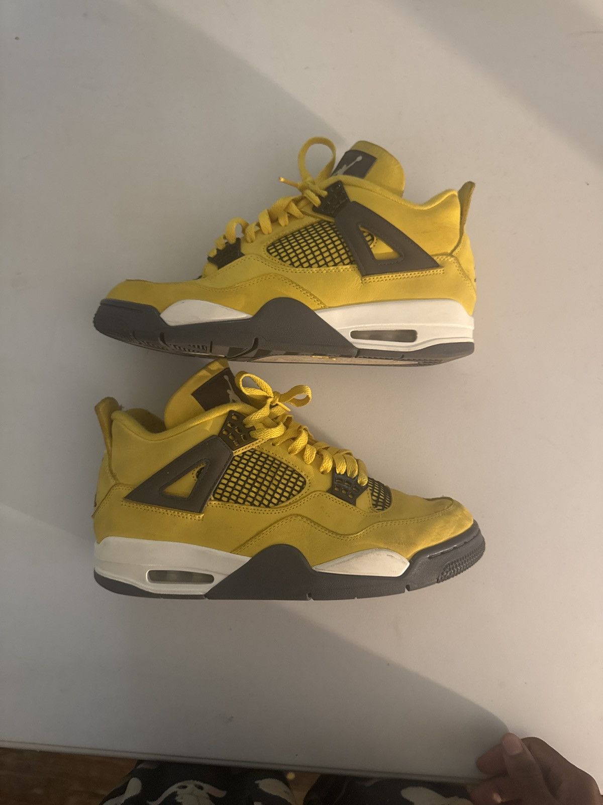 Jordan Brand Jordan 4 Lightning Size US 10 / EU 43 - 1 Thumbnail