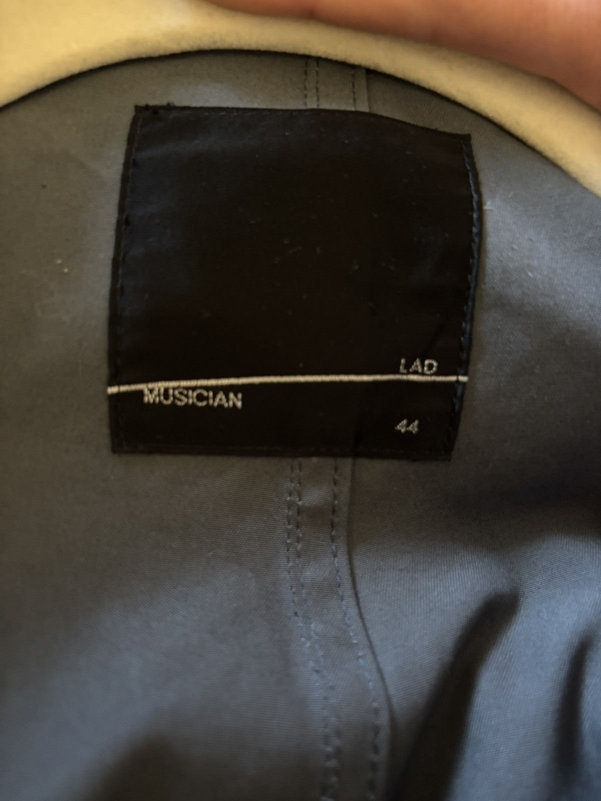Lad Musician Lad musician cinch waist rain trench coat Size US S / EU 44-46 / 1 - 5 Thumbnail