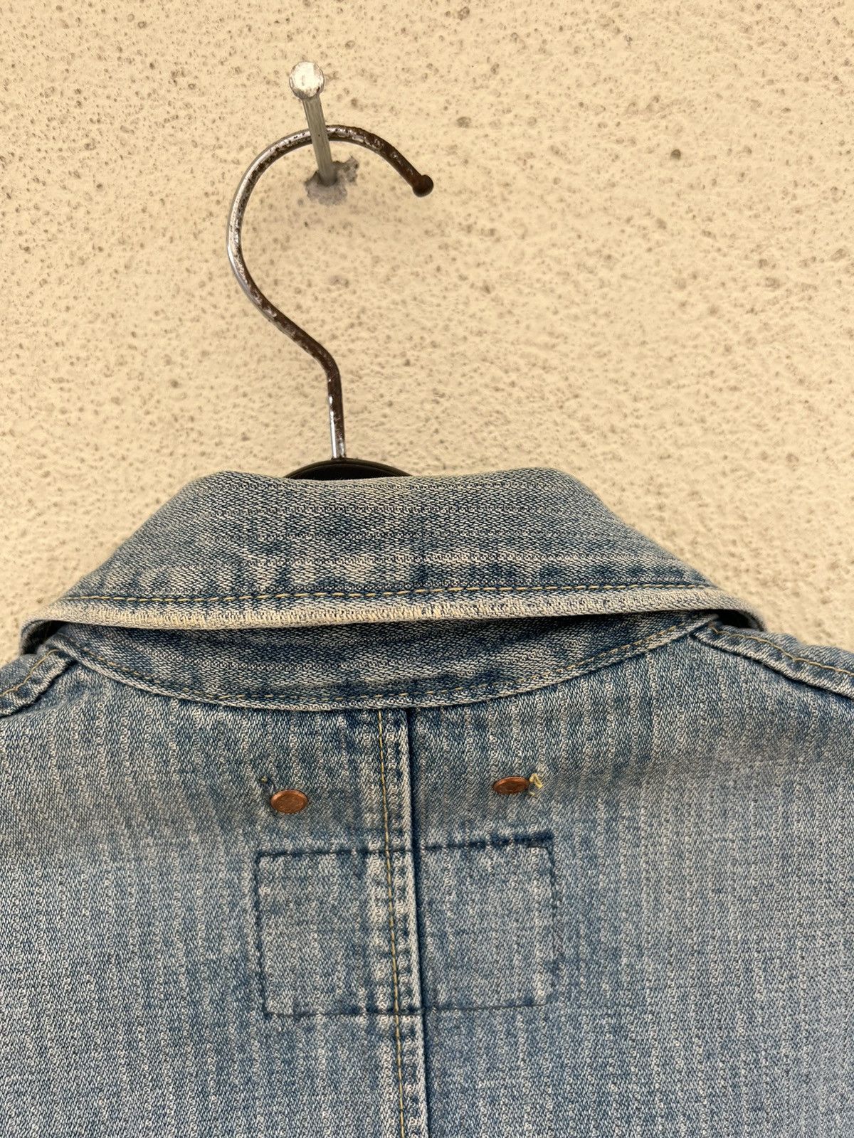 Levi's Vintage 2004 Levi’s Redloop Fade Blue HBT Denim Chore Jacket Size US M / EU 48-50 / 2 - 12 Thumbnail