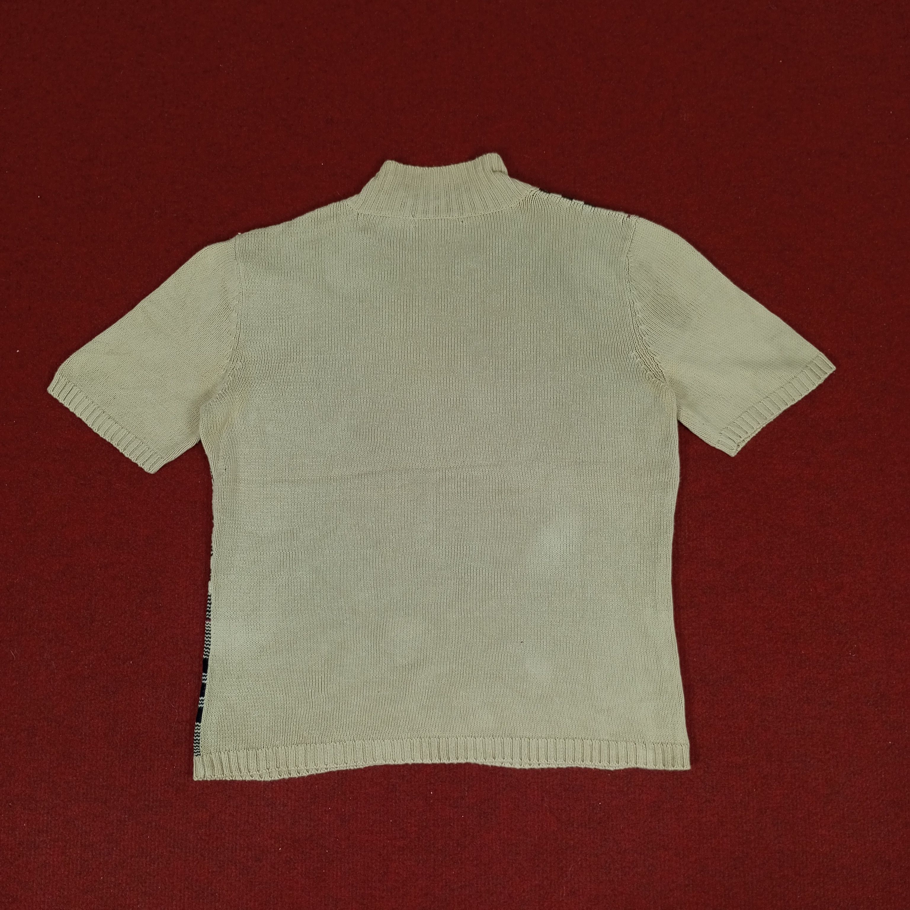 Burberry × Vintage Burberry London Nova Check Design Fashion Style Tshirt Size S / US 4 / IT 40 - 3 Thumbnail