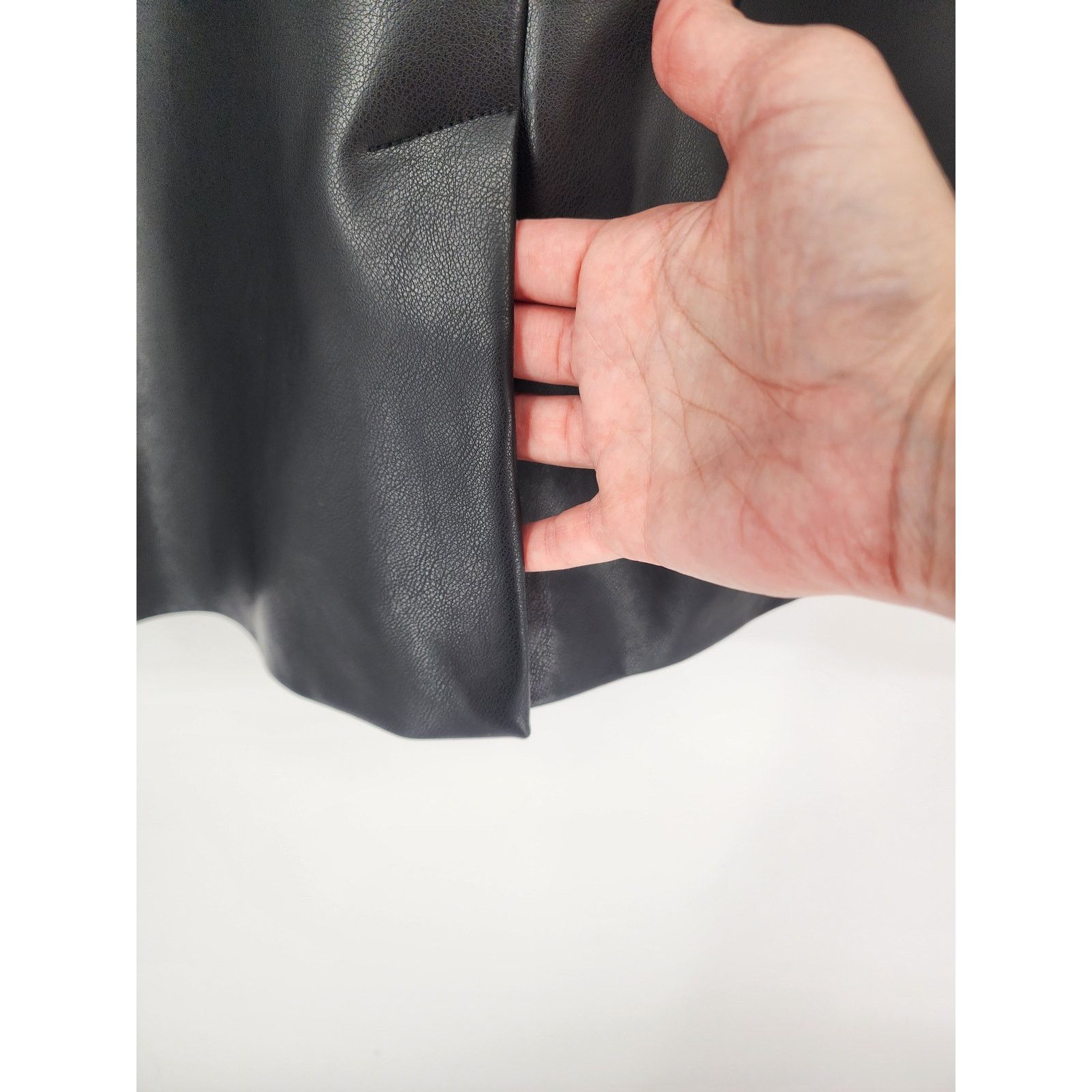Bcbgmaxazria BCBGMAXAZRIA Black Vegan Leather Blazer Women's Size Large Size L / US 10 / IT 46 - 11 Thumbnail