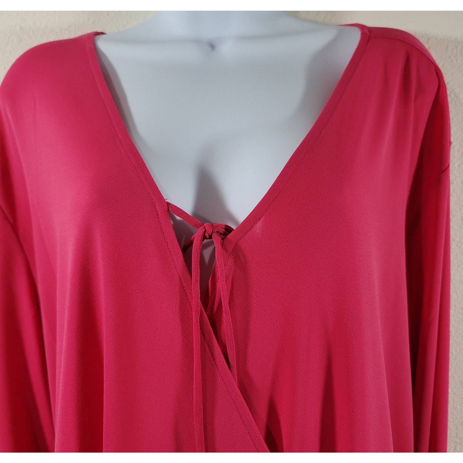Other Cato Pink Fuchsia Crisscross Tie Front Top 22W 24W Flowy Size 3XL / US 20-22 - 5 Thumbnail