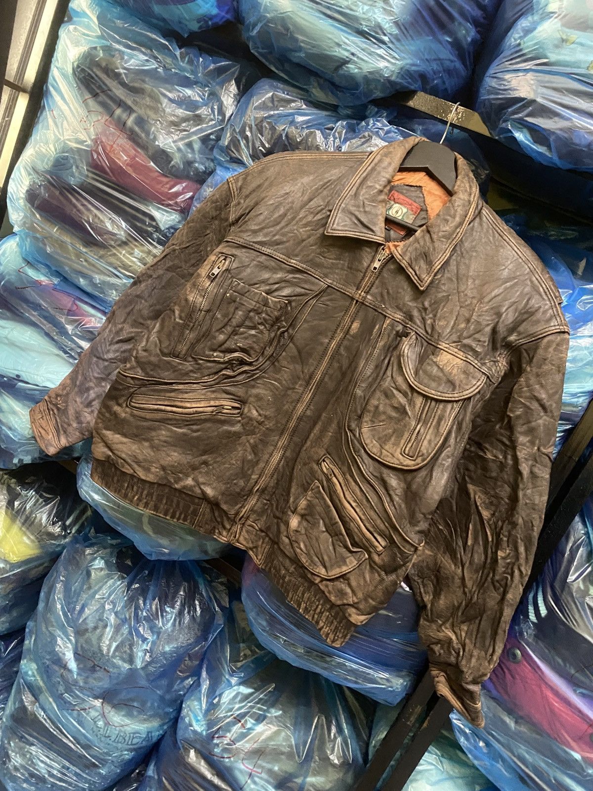 Other Vintage J.C. Corporation Multi-Pocket Leather Bomber Jacket Size US M / EU 48-50 / 2 - 2 Thumbnail