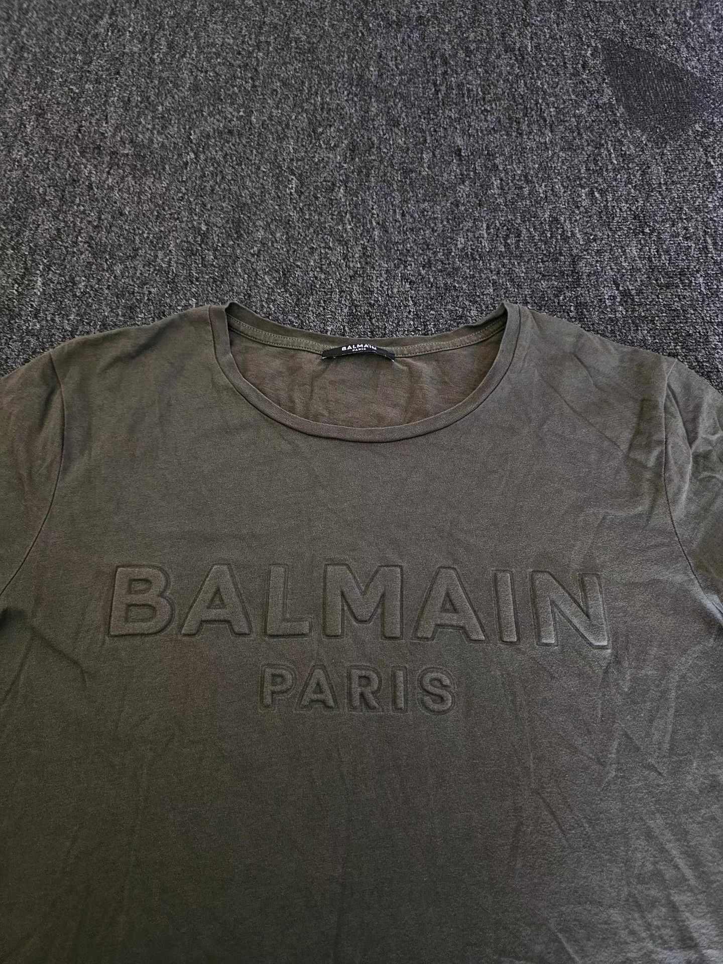 Balenciaga Balmain Embossed Short Sleeve T-shirt Size US M / EU 48-50 / 2 - 2 Thumbnail