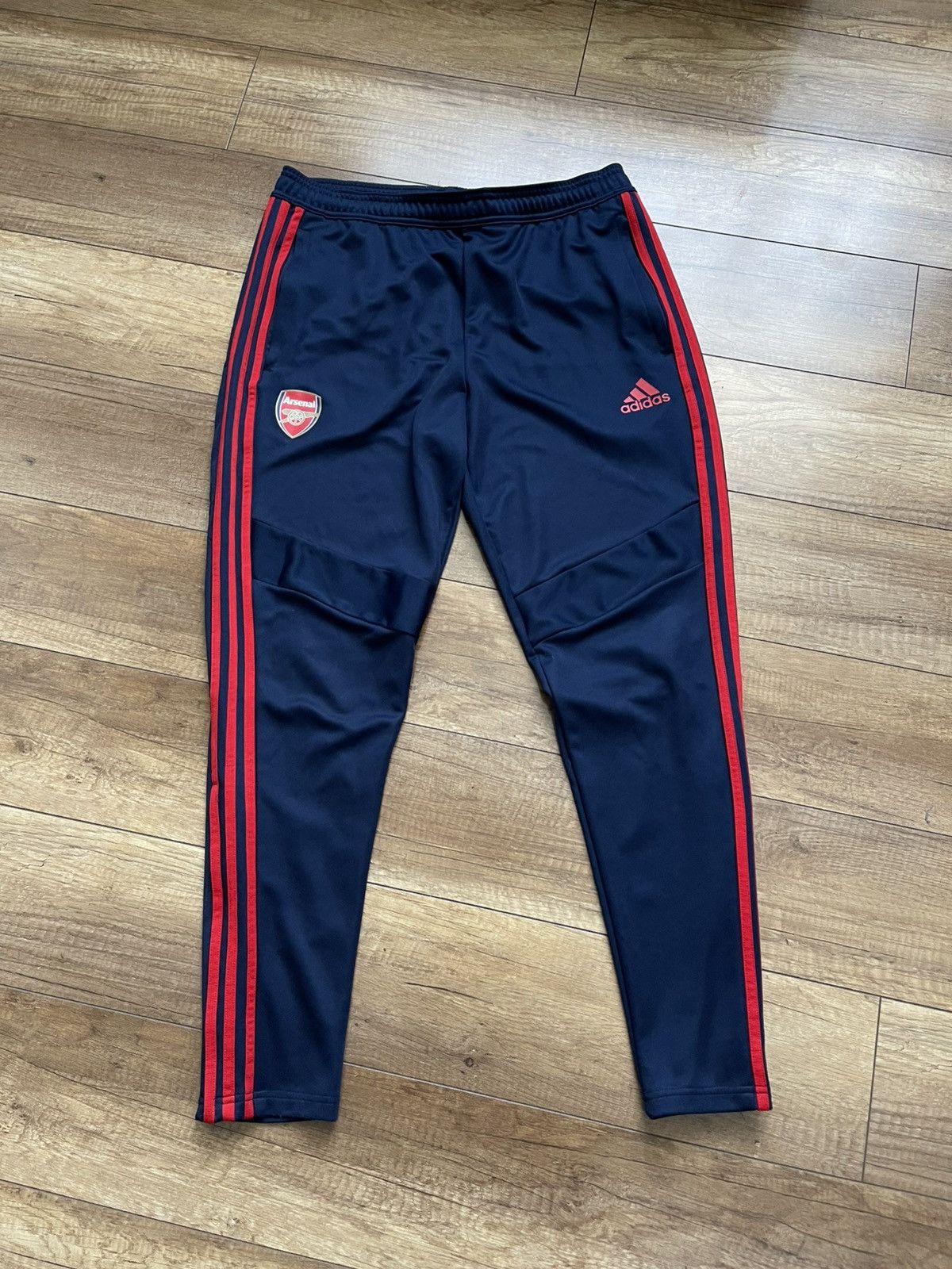 Adidas Adidas Arsenal Sweatpants Track Pants Size US 34 / EU 50 - 1 Thumbnail