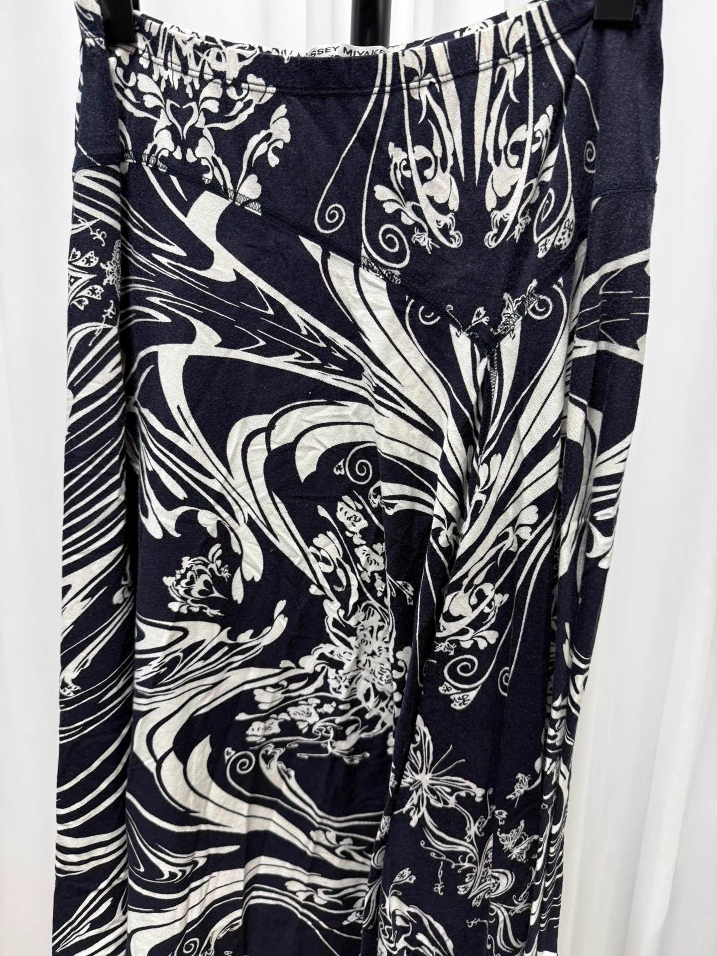 Issey Miyake Issey Miyake 04SS Cotton Asym Skirt K20 Size 24" / US 00 / IT 34 - 2 Thumbnail