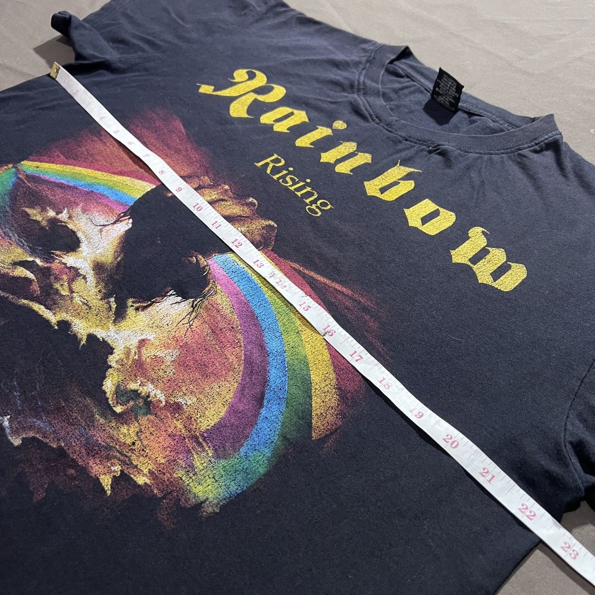 Band Tees Vintage Y2K RAINBOW Tee Heavy metal Hard rock Size US L / EU 52-54 / 3 - 10 Thumbnail