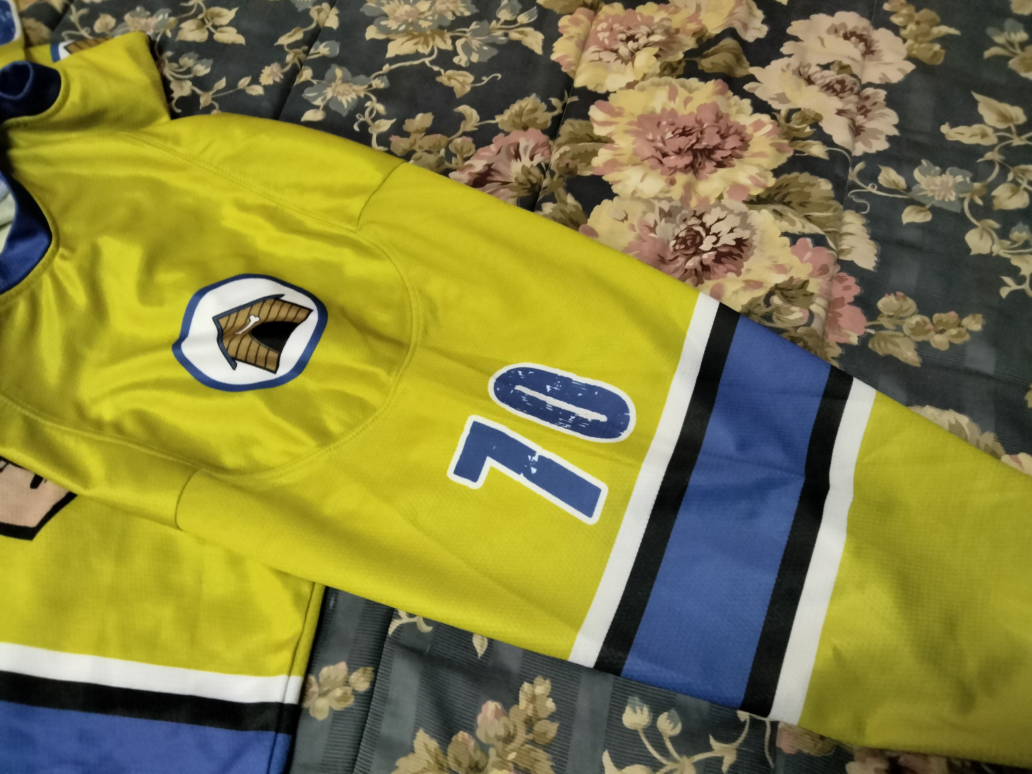 Other Amateur / Club / Rec Level "Booze Hounds" Hockey Jersey Size US M / EU 48-50 / 2 - 6 Thumbnail