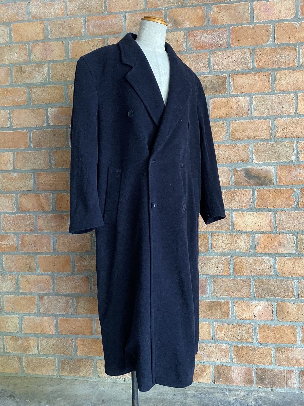 Yves Saint Laurent YVES SAINT LAURENT pour homme Navy Double-Breasted Coat Size US XXL / EU 58 / 5 - 14 Thumbnail
