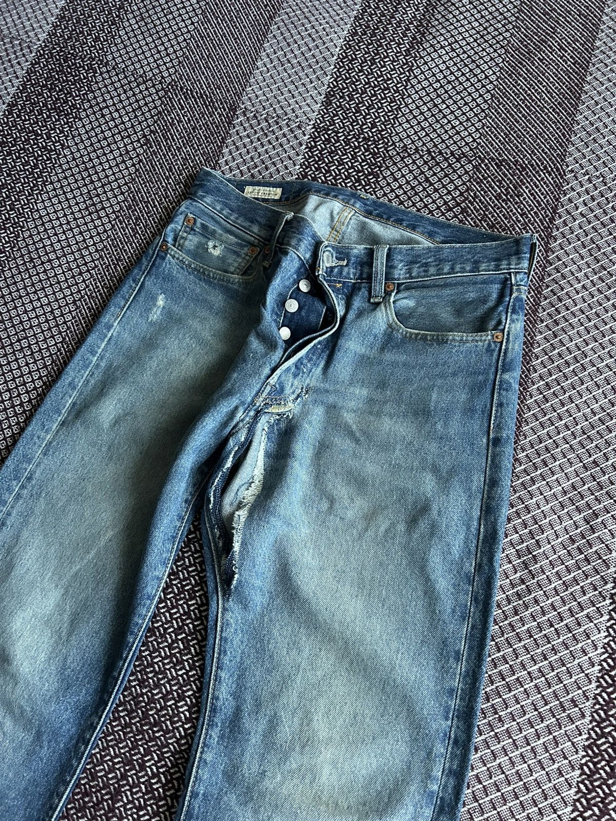 Levi's Vintage Levis 501 Premium Big E Jeans Thrashed Wash Size W32 Size US 32 / EU 48 - 13 Thumbnail