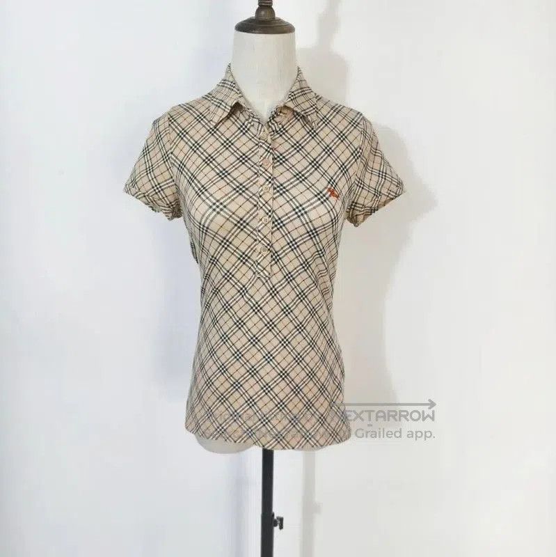 Burberry Burberry Women's Summer Plaid Cotton T-Shirt. Size M / US 6-8 / IT 42-44 - 1 Thumbnail