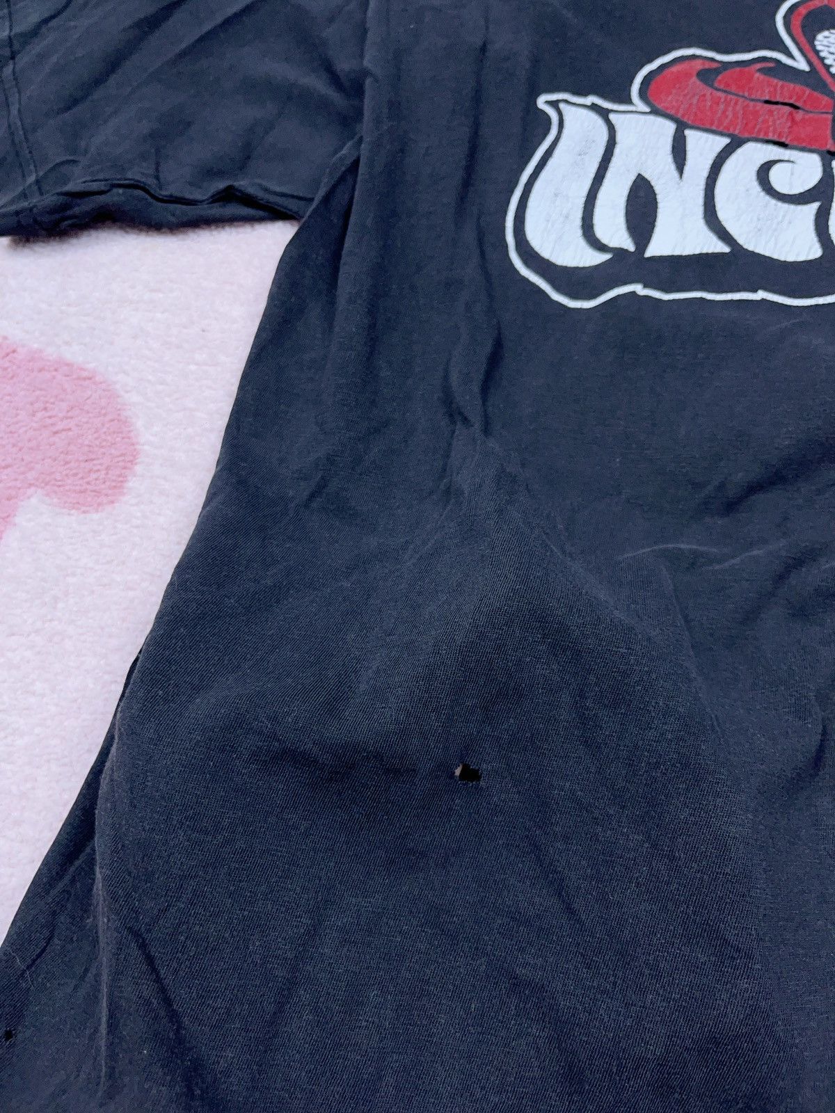 Band Tees ➕ incubus vintage y2k trashed distressed faded t-shirt Size US L / EU 52-54 / 3 - 7 Thumbnail