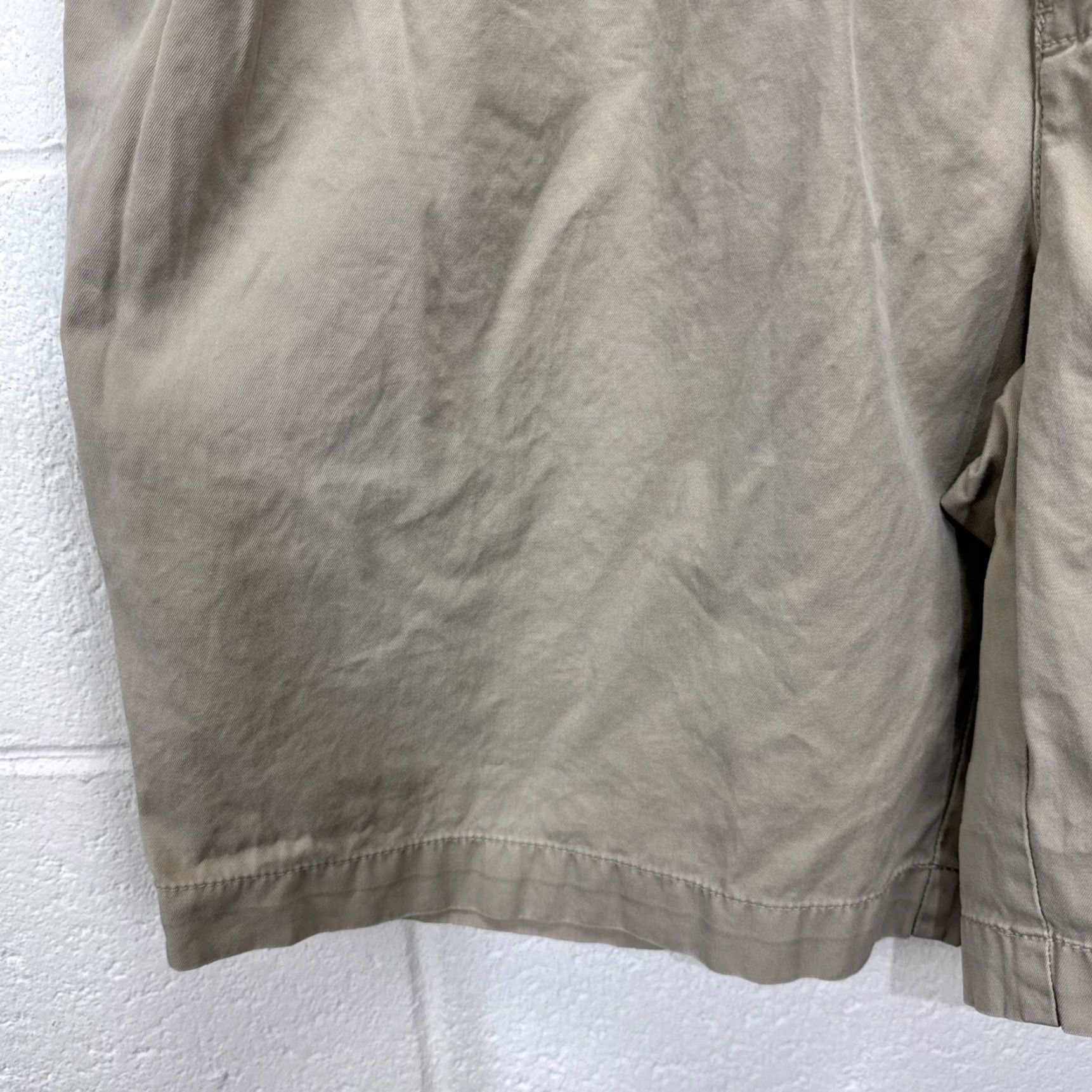 Polo Ralph Lauren VINTAGE Polo Ralph Lauren Men’s Shorts Casual Chino Cotton 38 Khaki Pleated Pony Logo Size US M / EU 48-50 / 2 - 3 Thumbnail