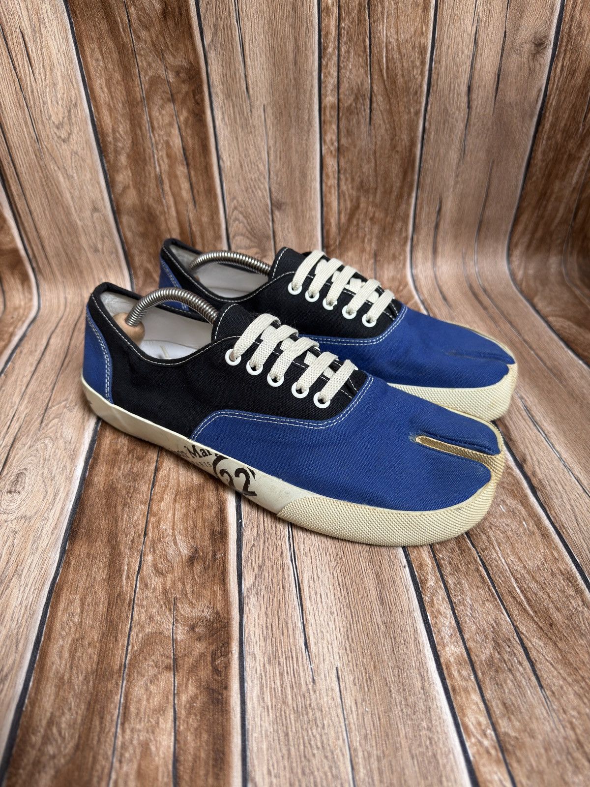Maison Margiela Ss19 Tabi canvas sneakers Size US 8.5 / EU 41-42 - 1 Thumbnail