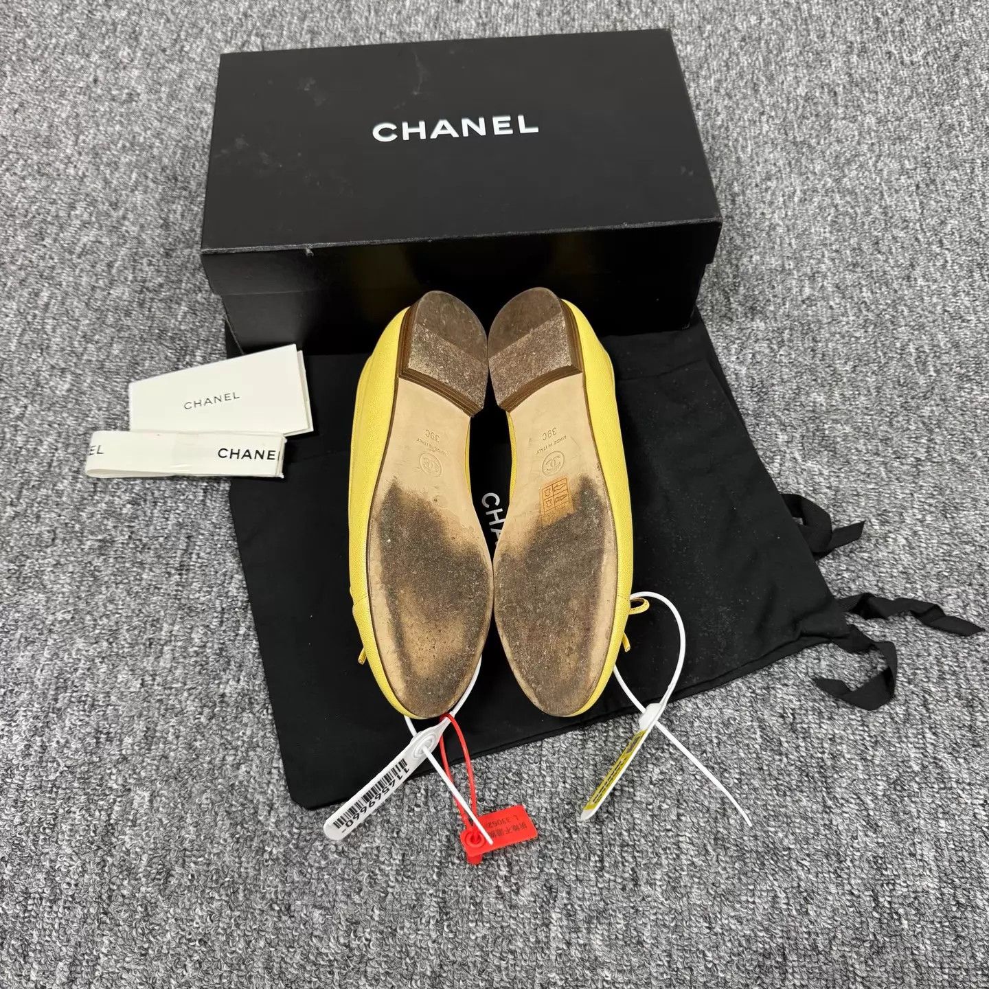 Chanel Chanel Yellow Round Toe Bow Flat Ballet Flats Size 39 97 New Size US 10 / IT 40 - 9 Thumbnail