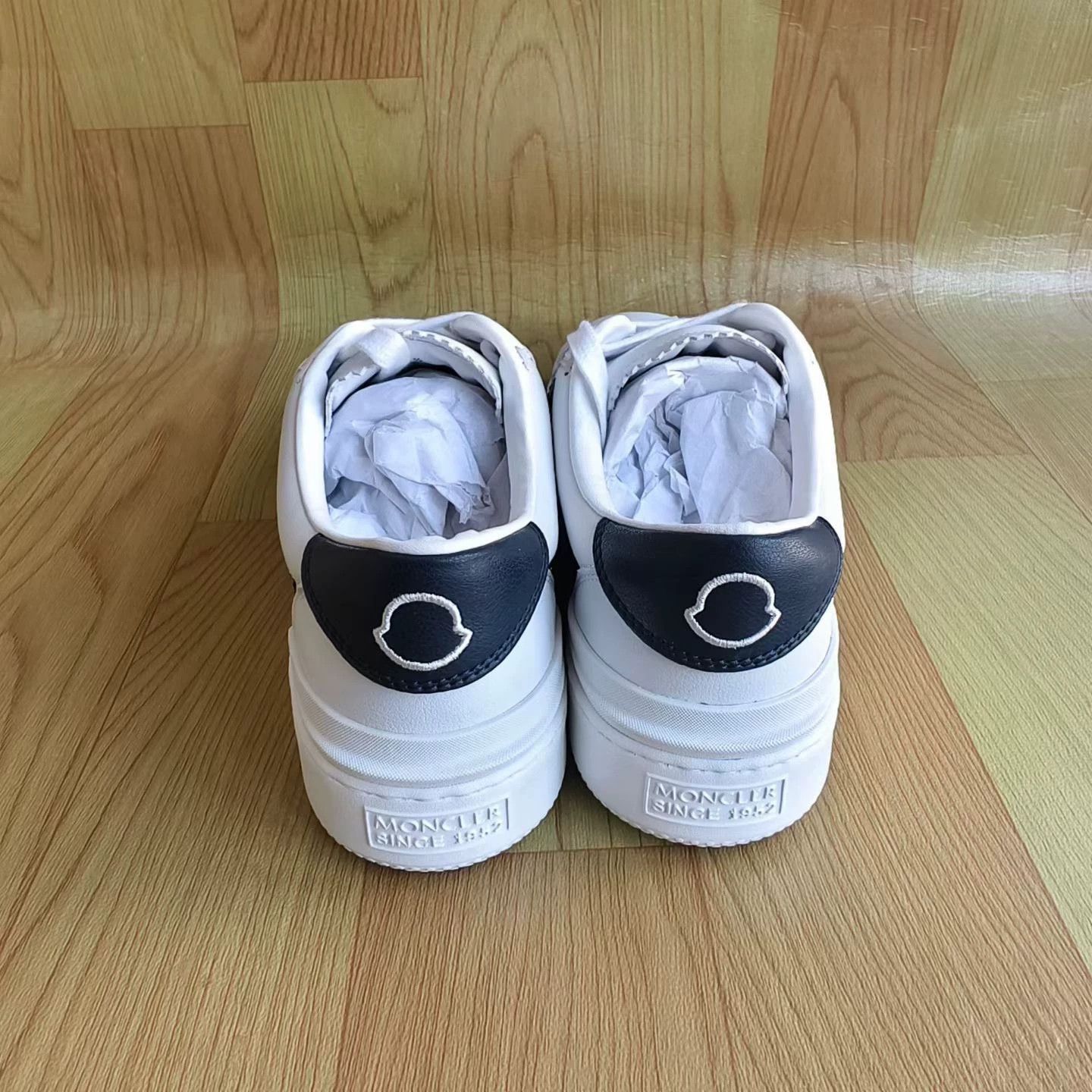 Moncler Moncler Striped Logo Sneakers Size US 7.5 / EU 40-41 - 3 Thumbnail